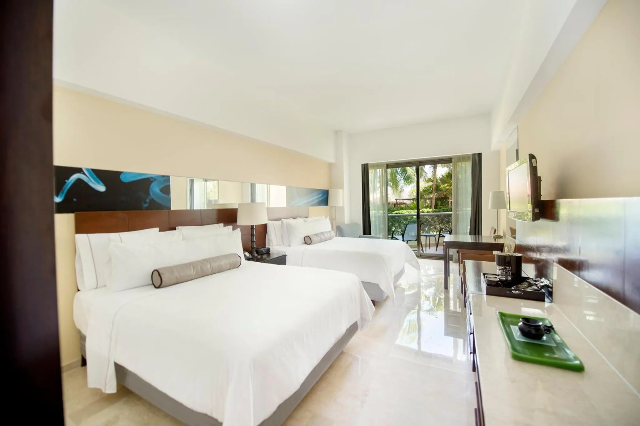 Photo of the whole room, Bed in Live Aqua Cancun - Adults Only - All-Inclusive
