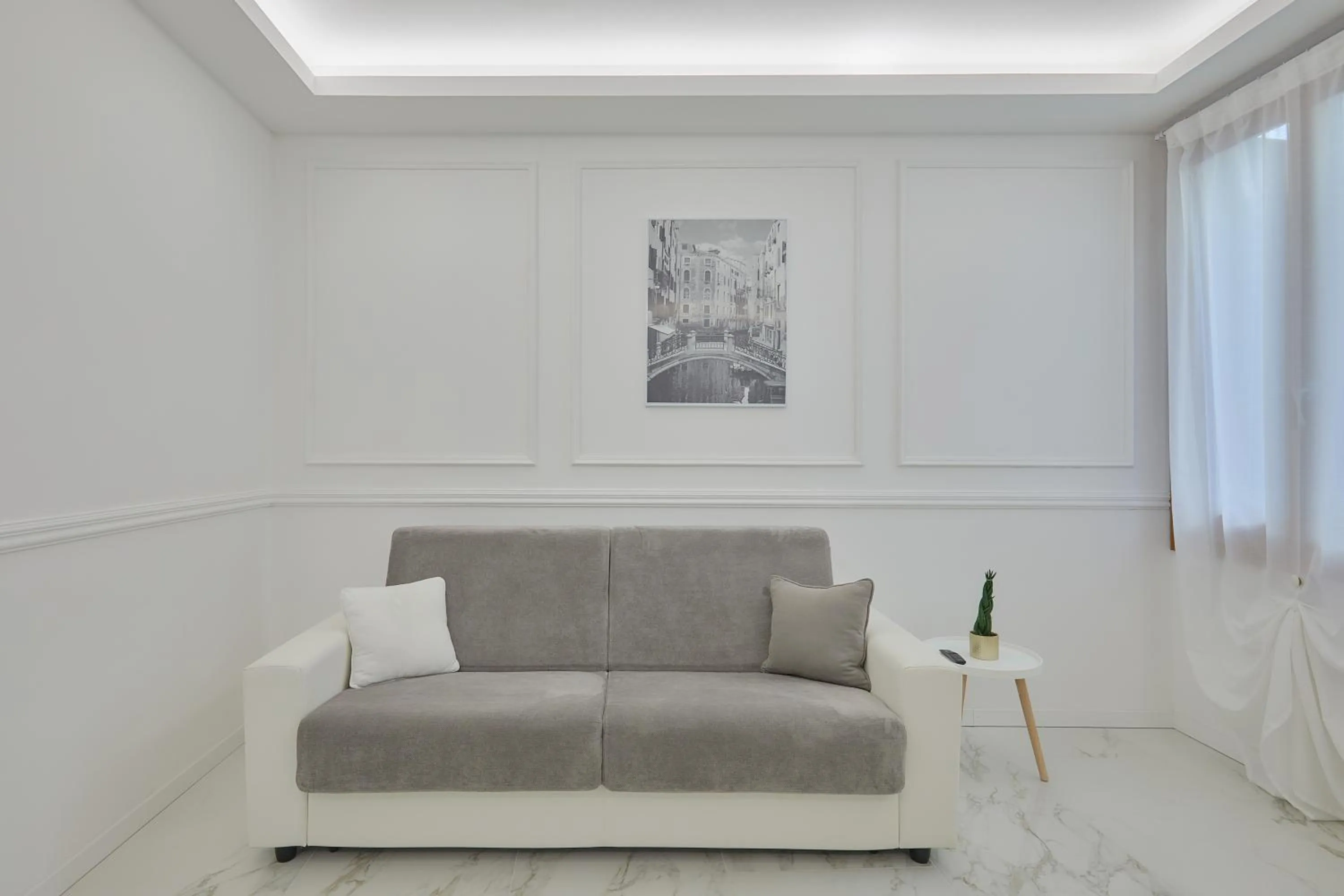 Living room in San Marco Suite 755