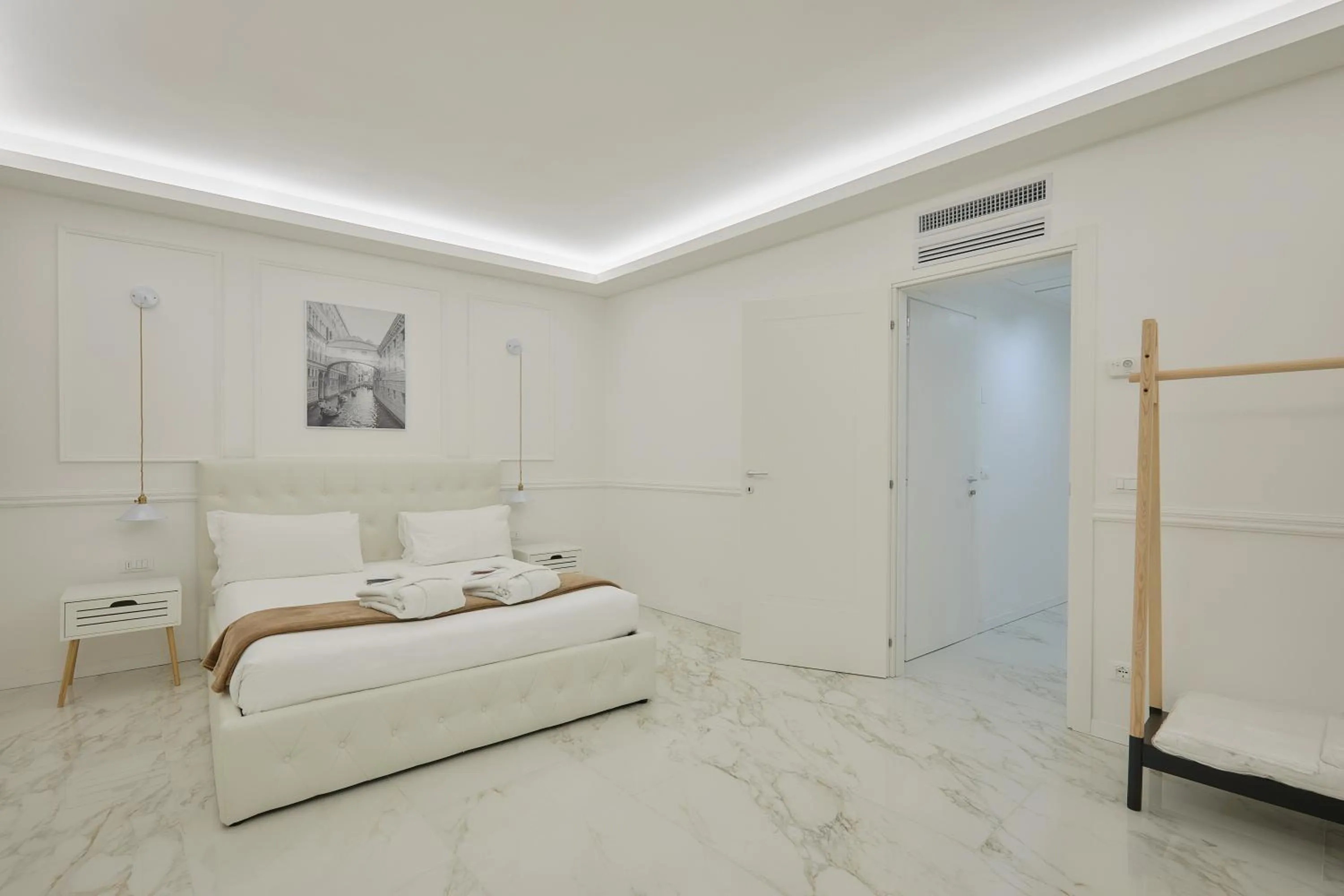 Bedroom, Bed in San Marco Suite 755