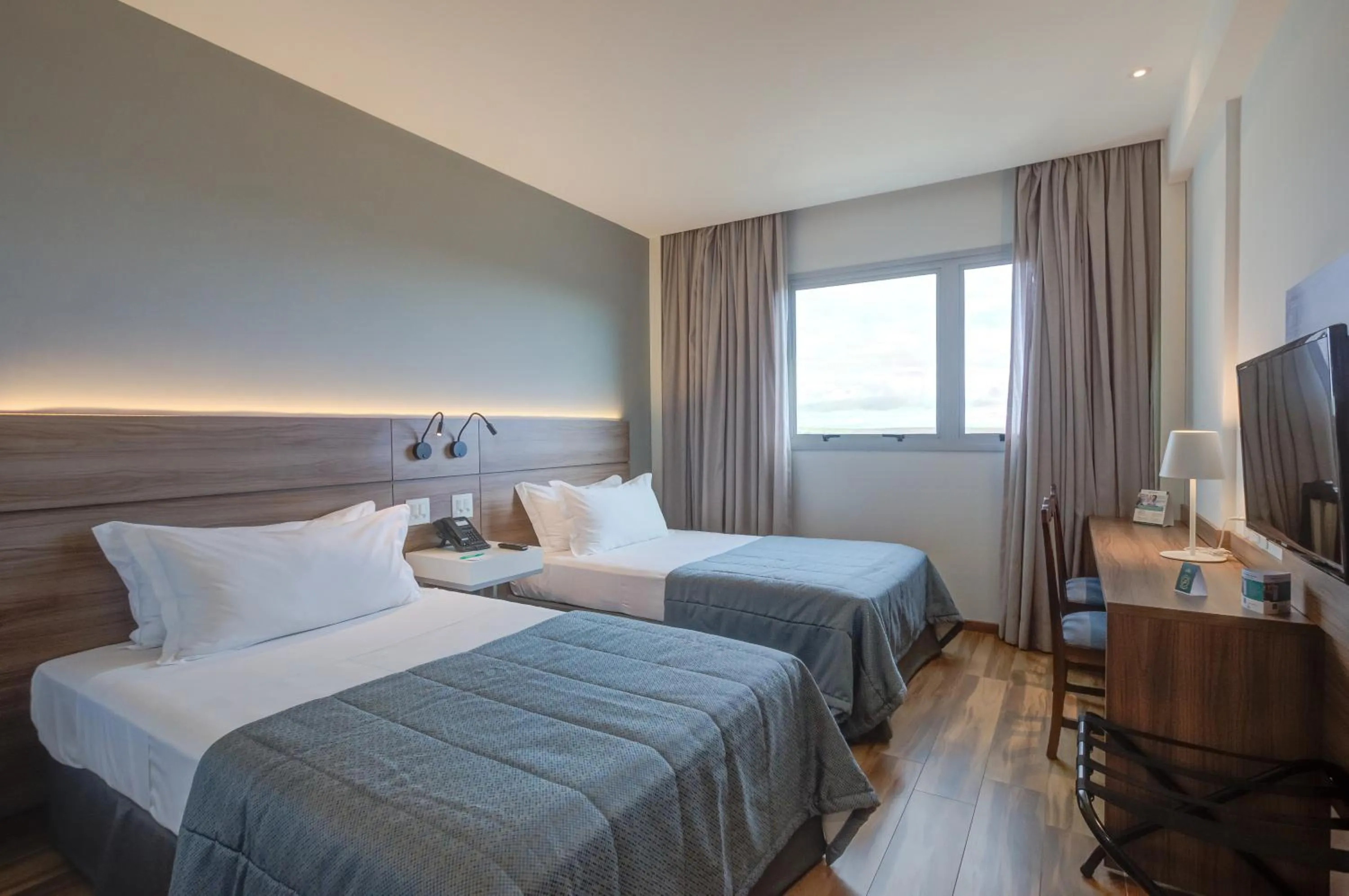Property building, Bed in Bourbon Hotel Cambara