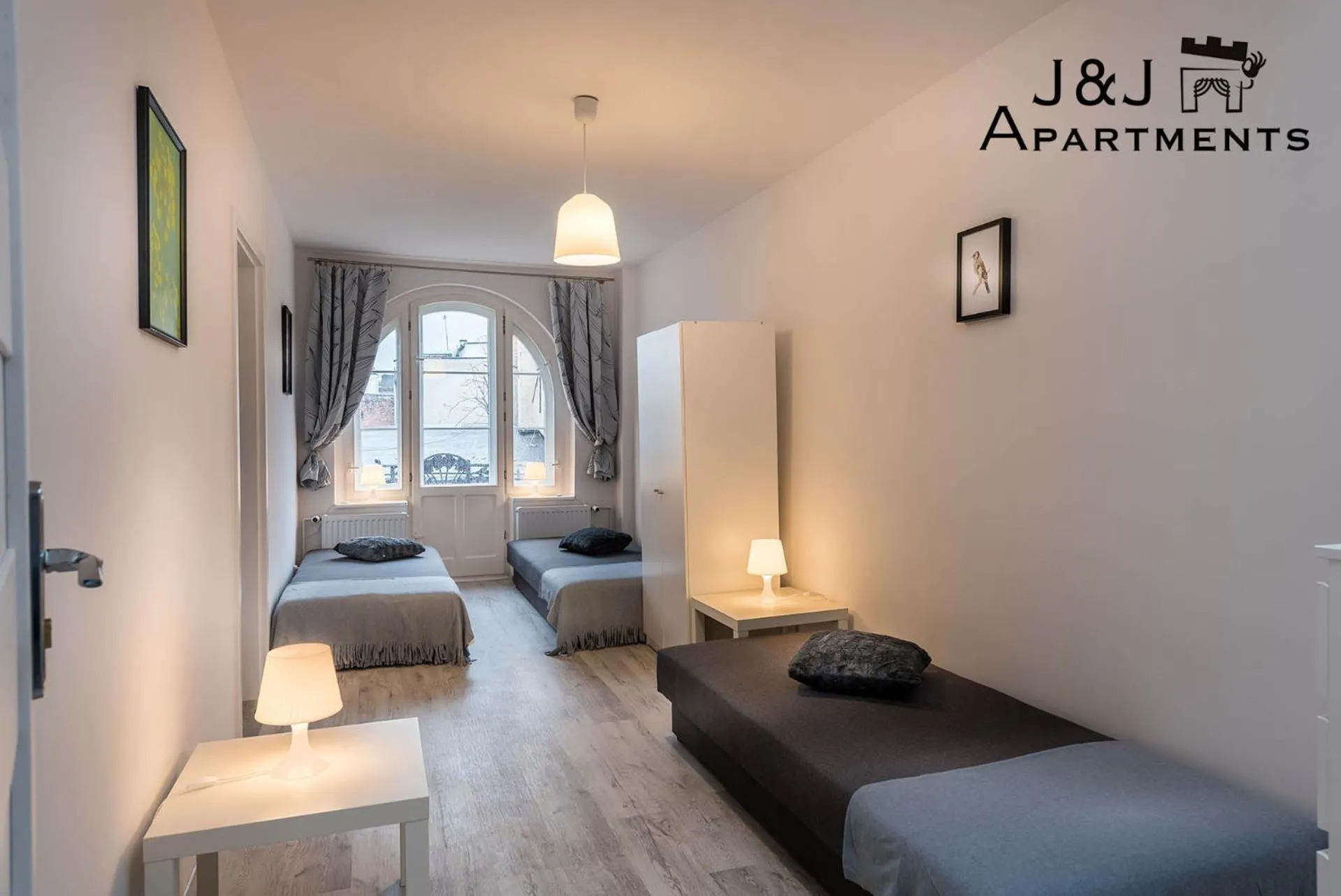 Photo of the whole room, Bed in J&J Apartments Łazienna 30 - 12