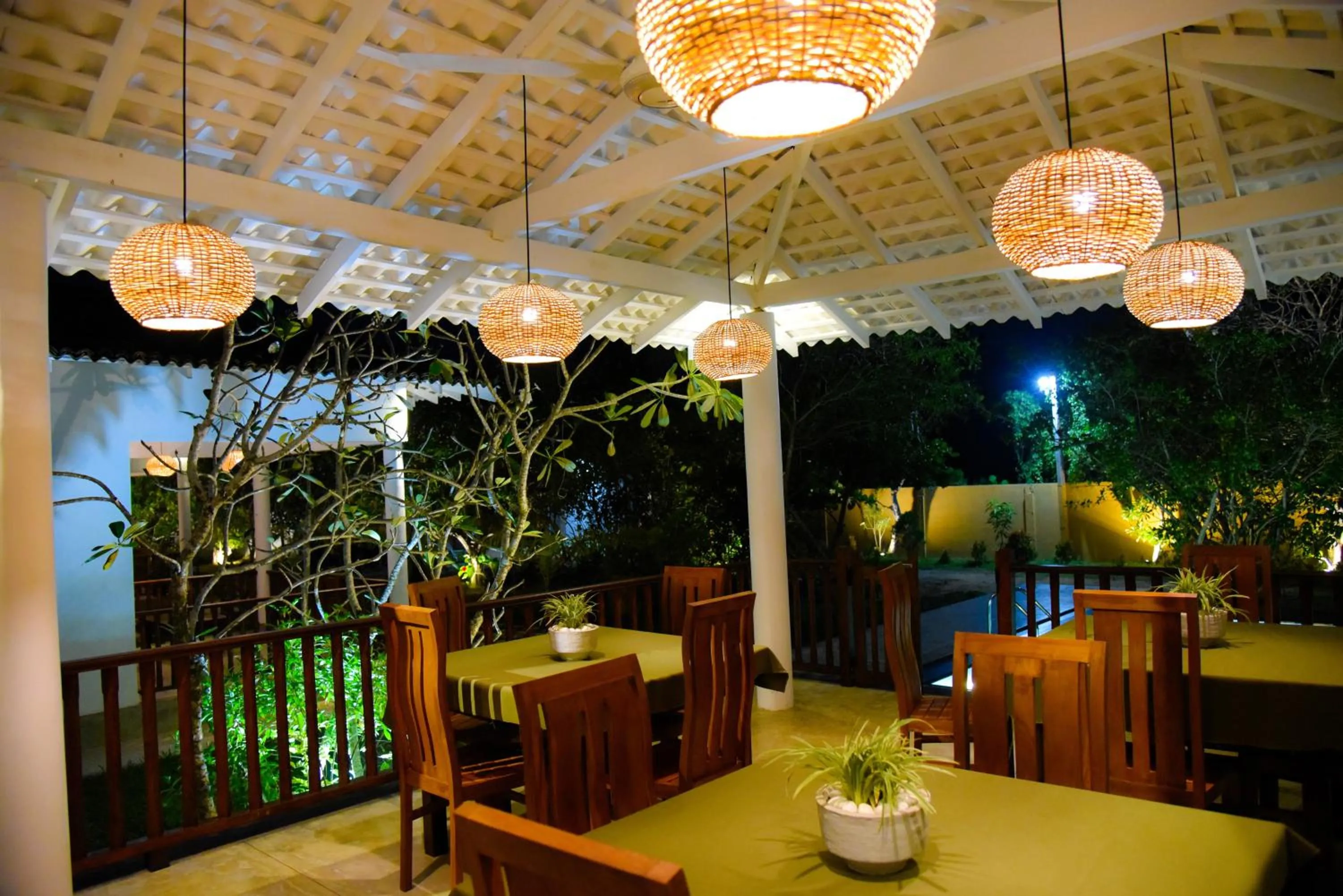 Restaurant/places to eat in Odailem Resort - Talpe