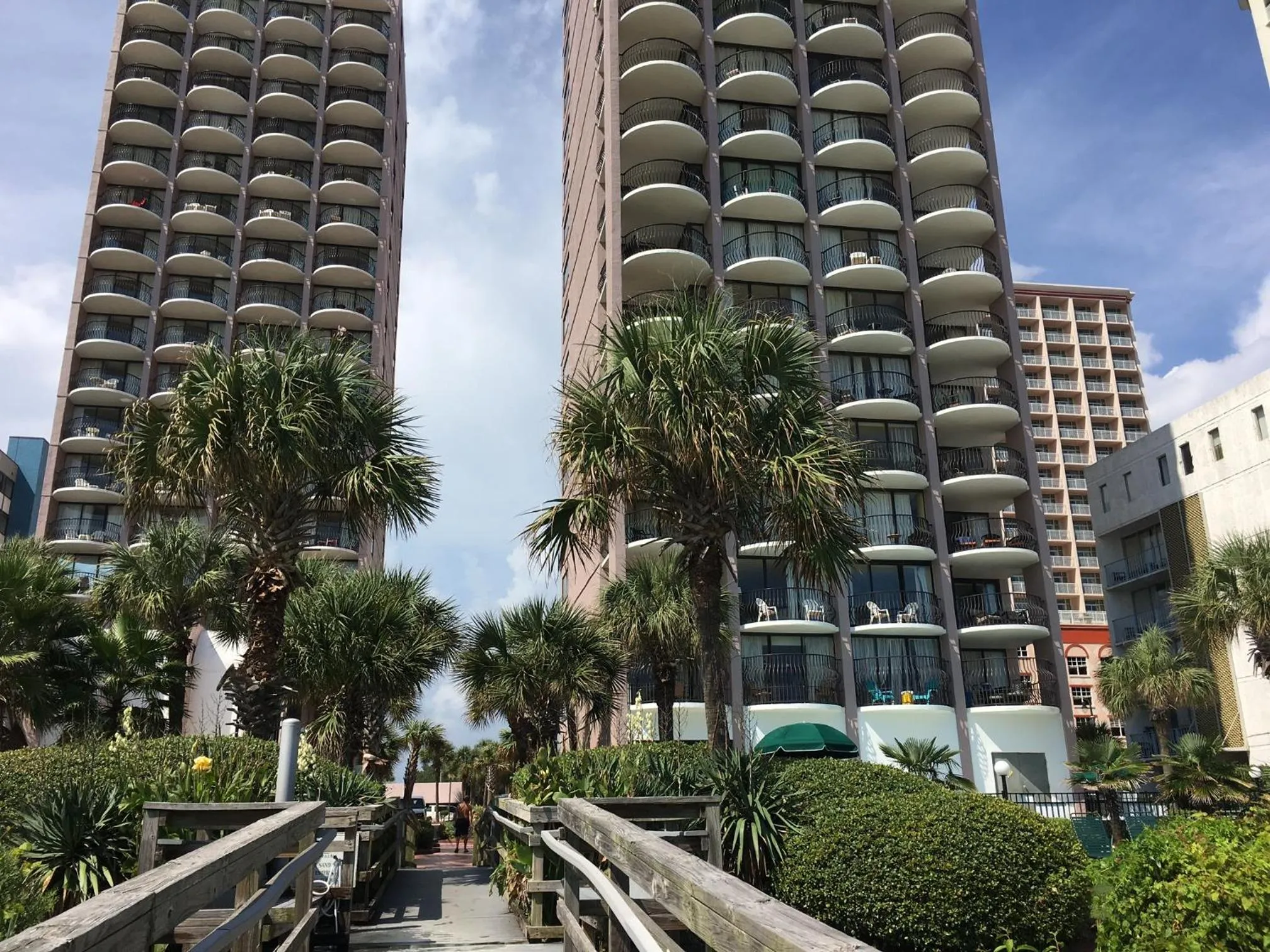 Facade/entrance in Palms Resort