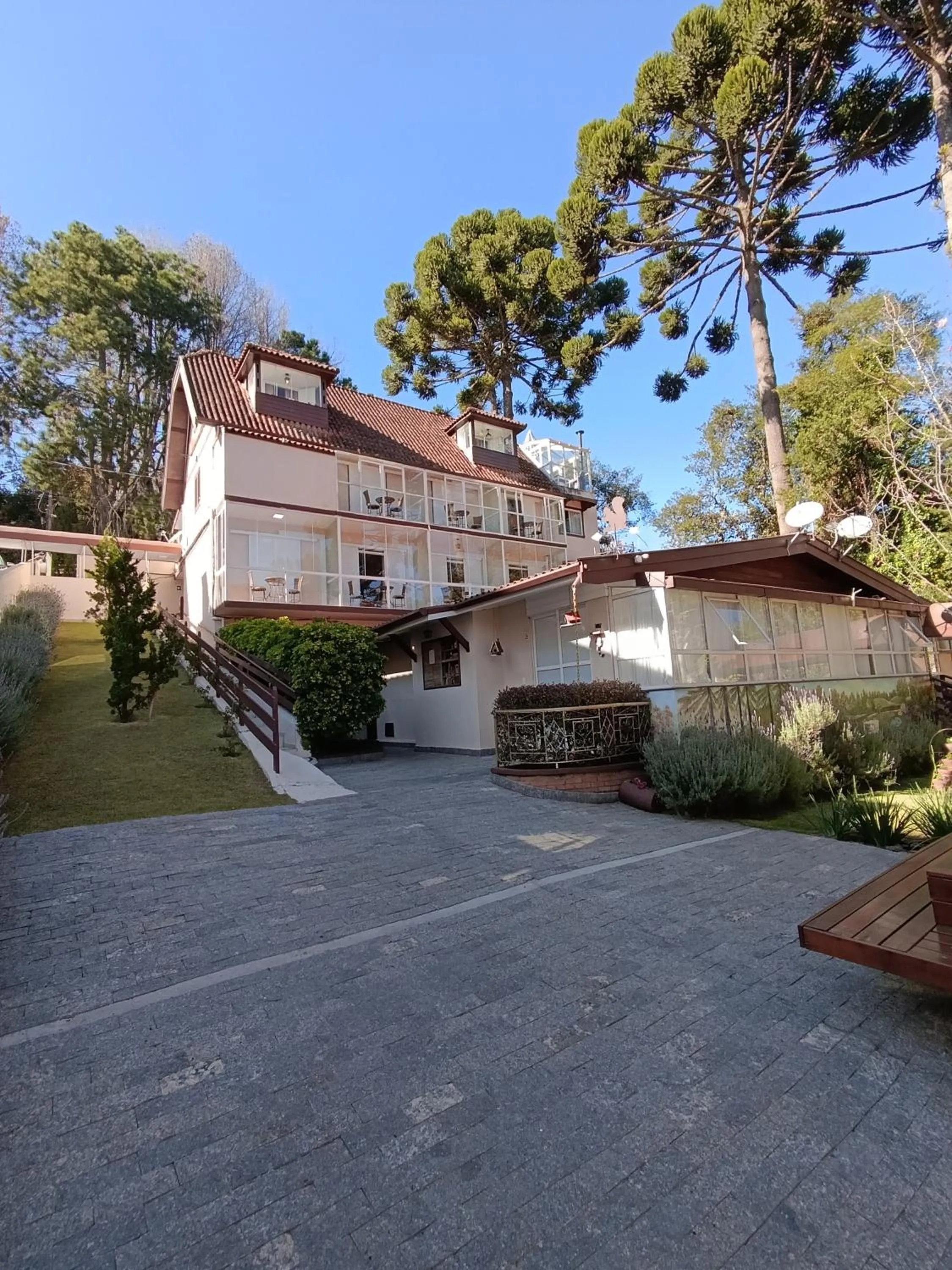 Property building in Kaliman Pousada Campos do Jordão