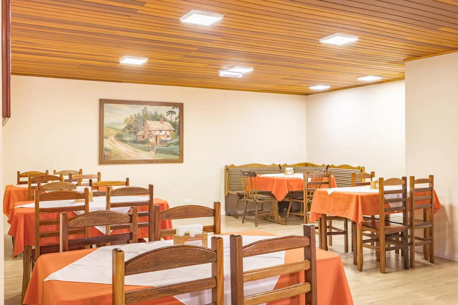 Breakfast in Kaliman Pousada Campos do Jordão