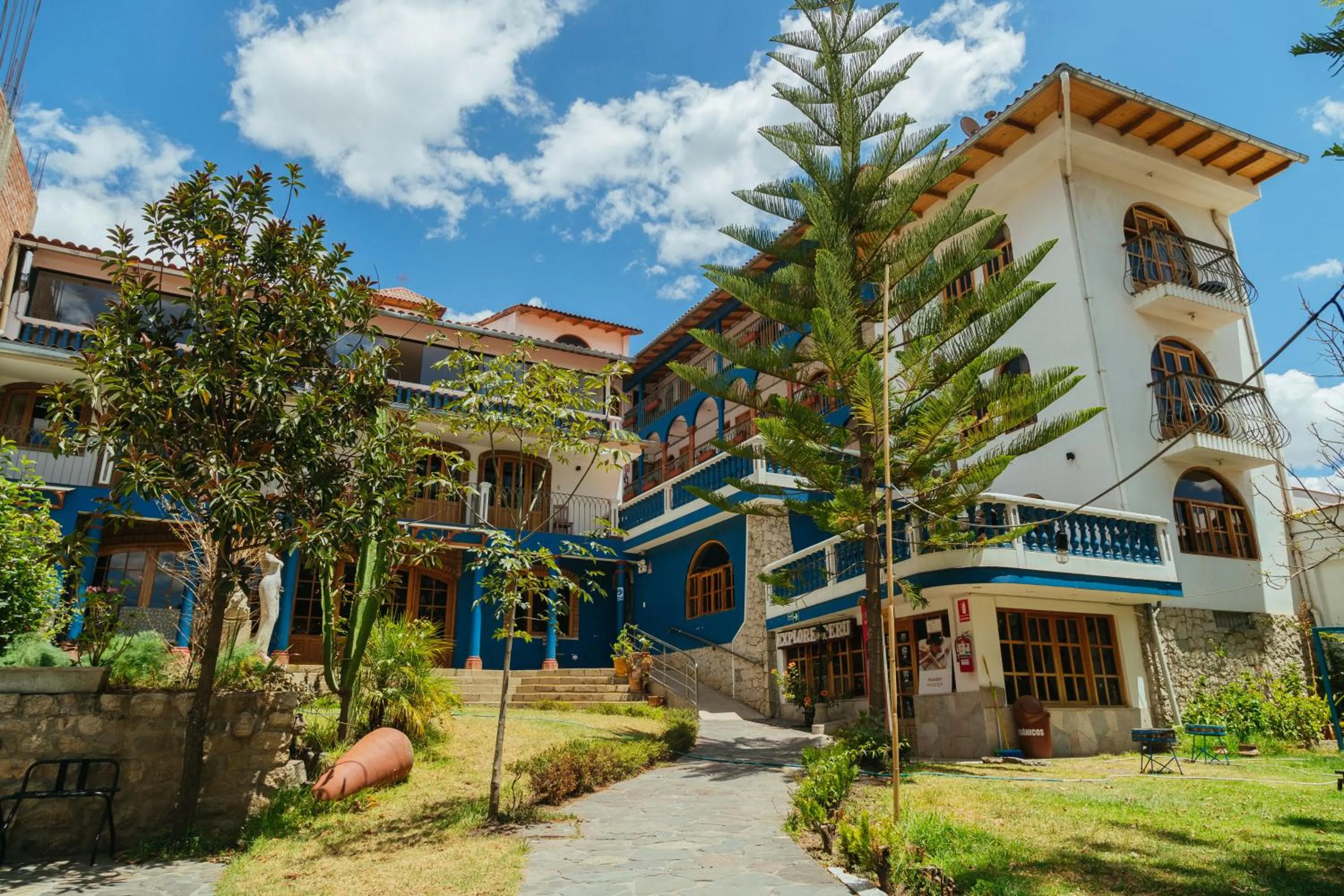 Property building in Selina Huaraz