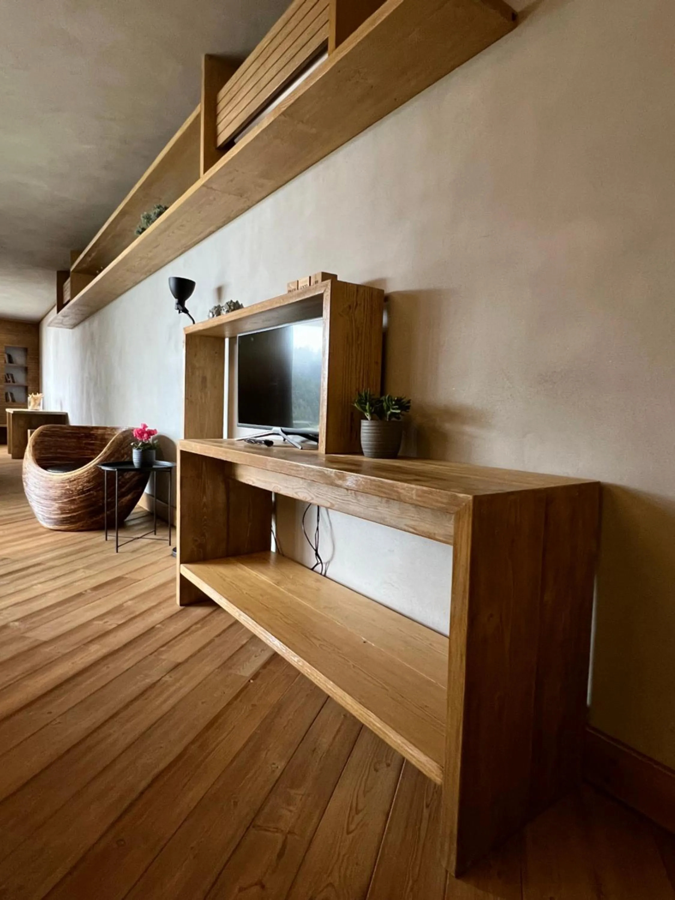 furniture in Escapade Luxury Residences