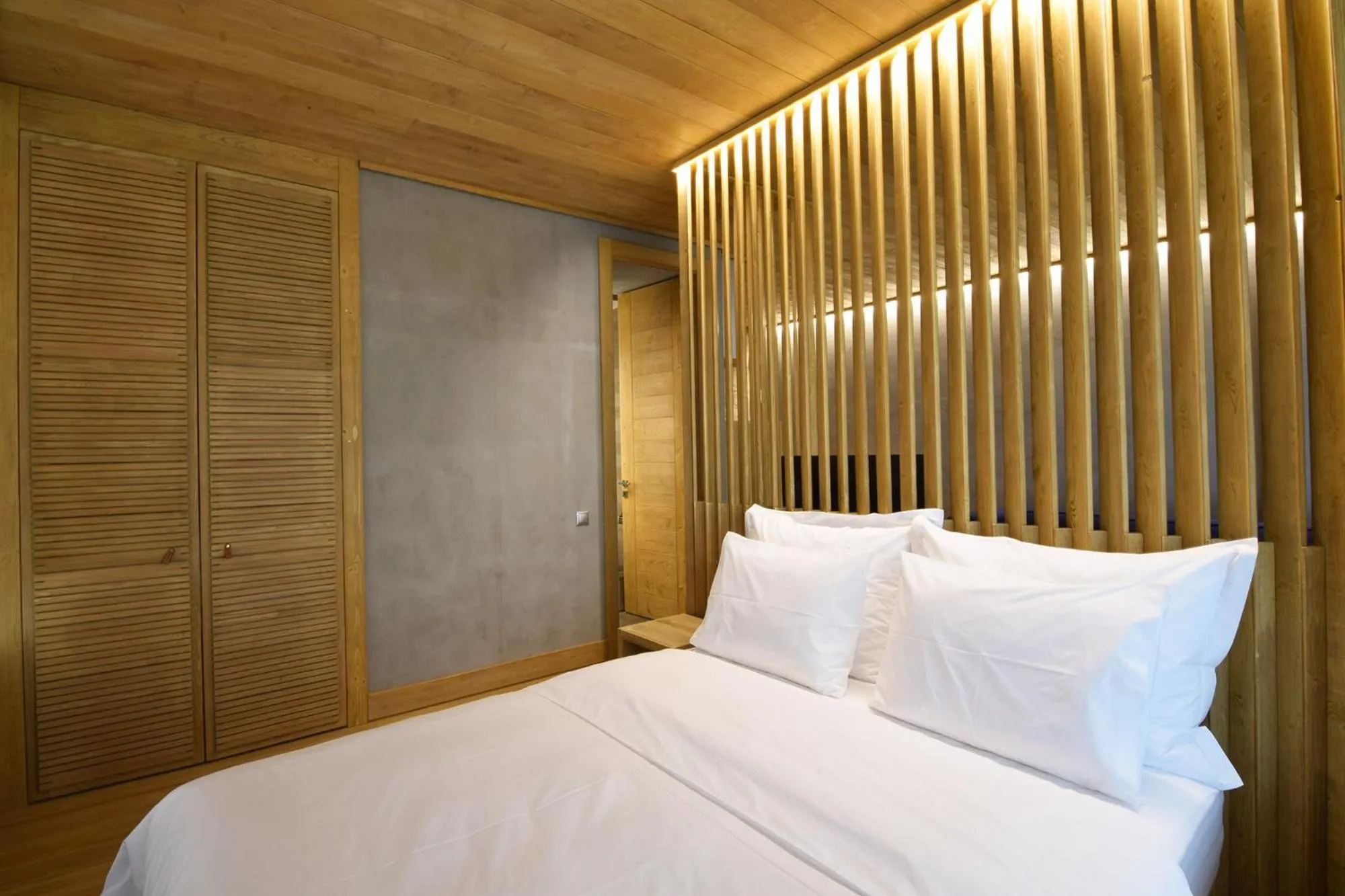 Bedroom, Bed in Escapade Luxury Residences