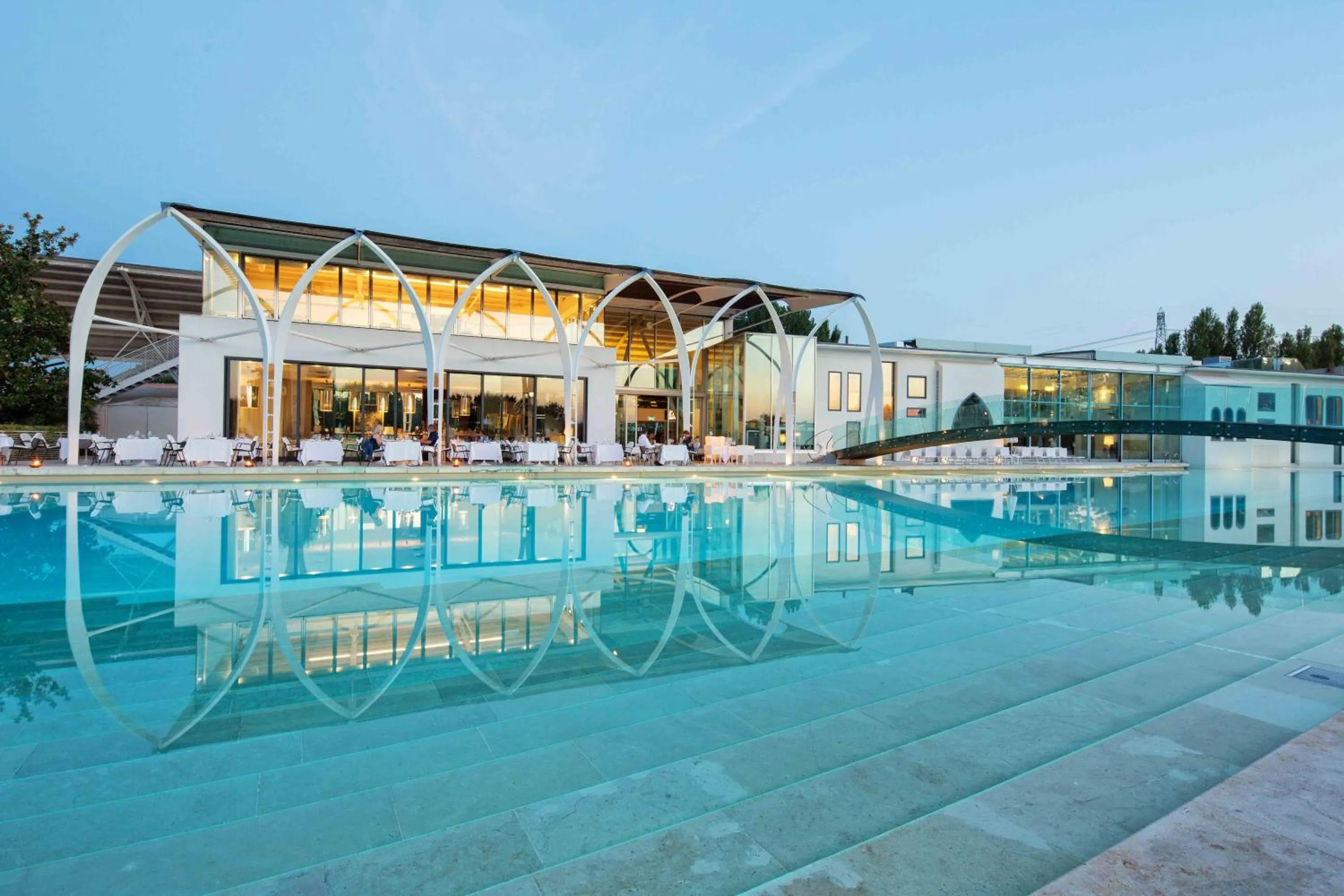 Swimming pool in Riviera Golf Resort