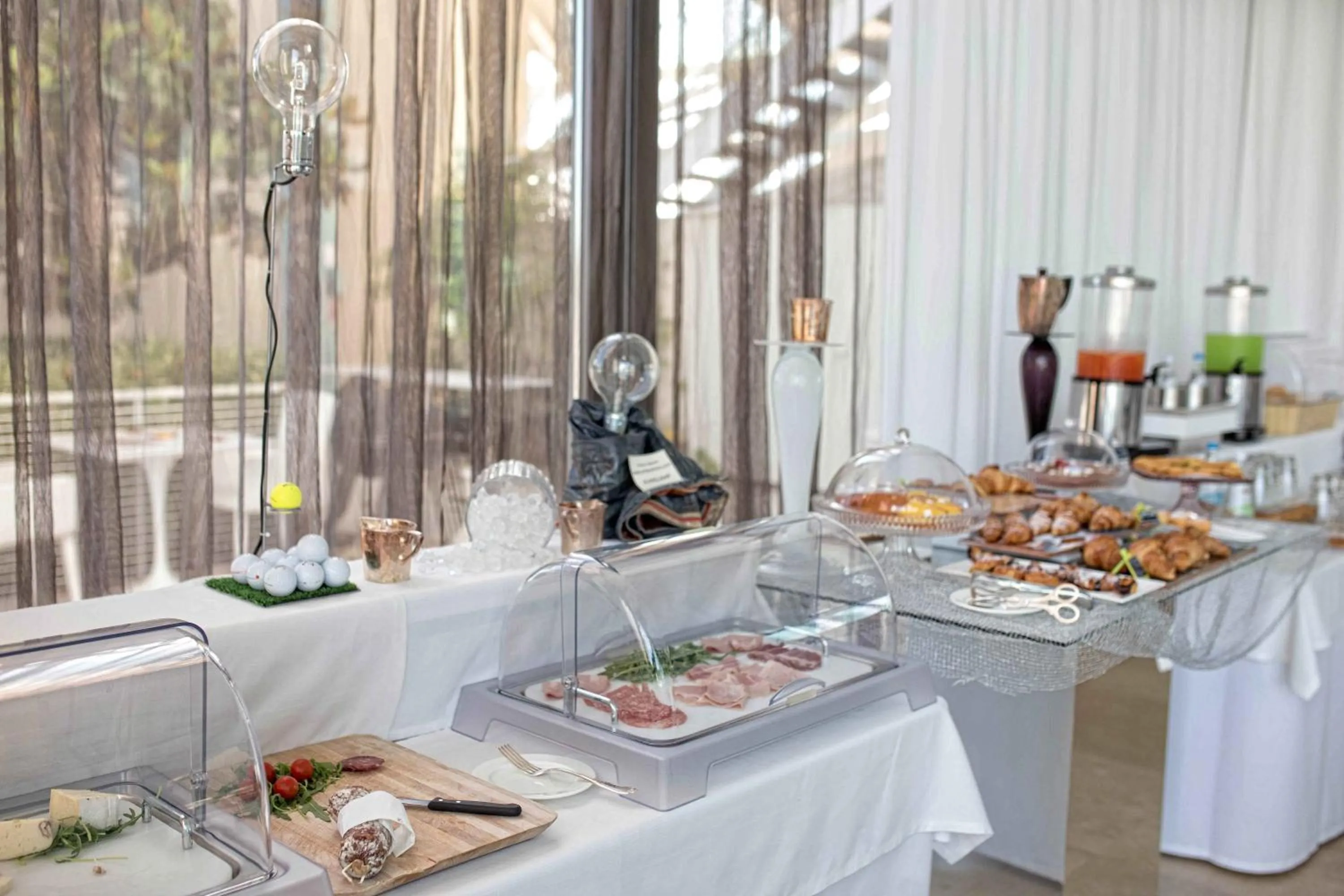 Restaurant/places to eat in Riviera Golf Resort