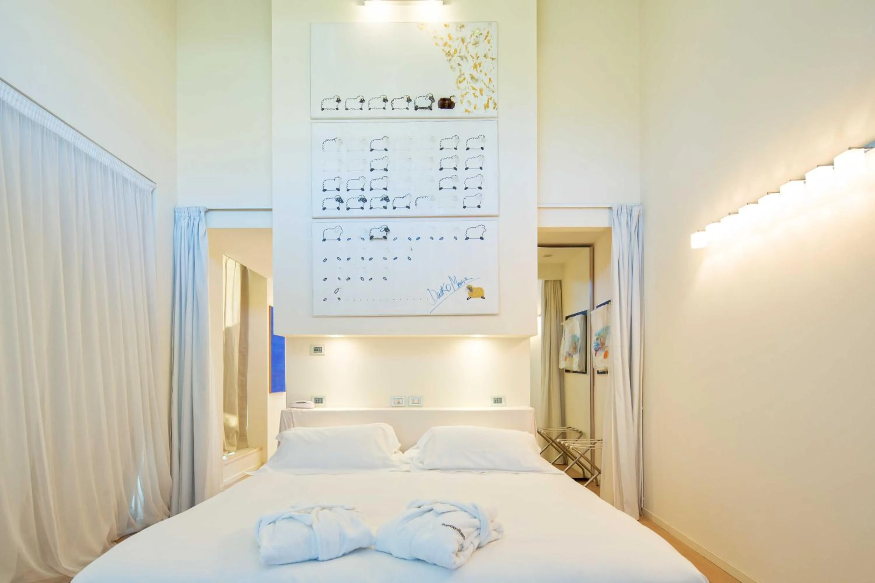 Bed in Riviera Golf Resort