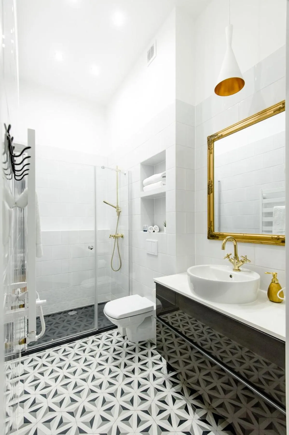 Shower in Bliss Apartments