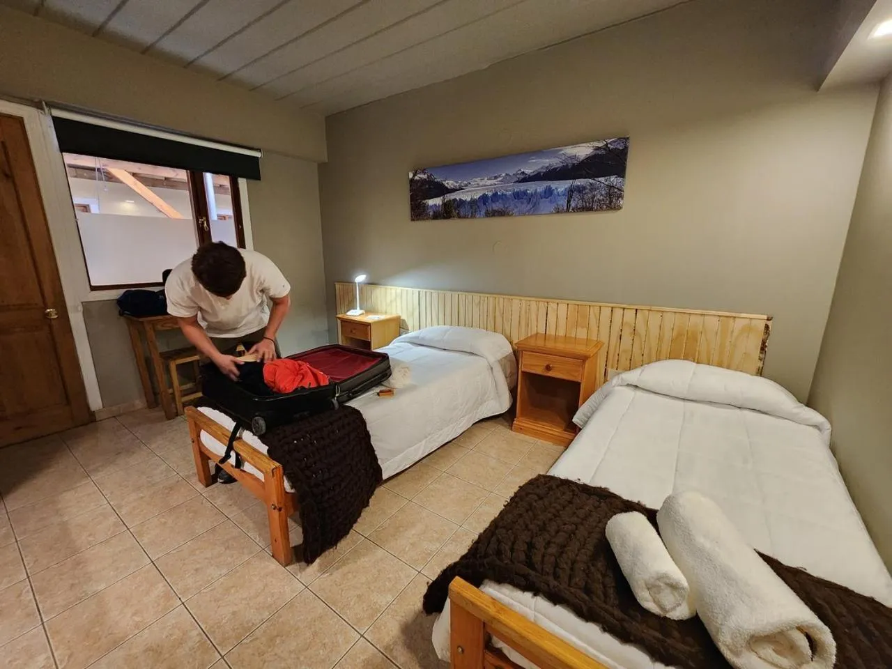 People in Del Glaciar Libertador Hotel