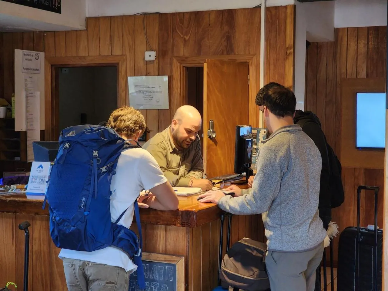 Lobby or reception in Del Glaciar Libertador Hotel