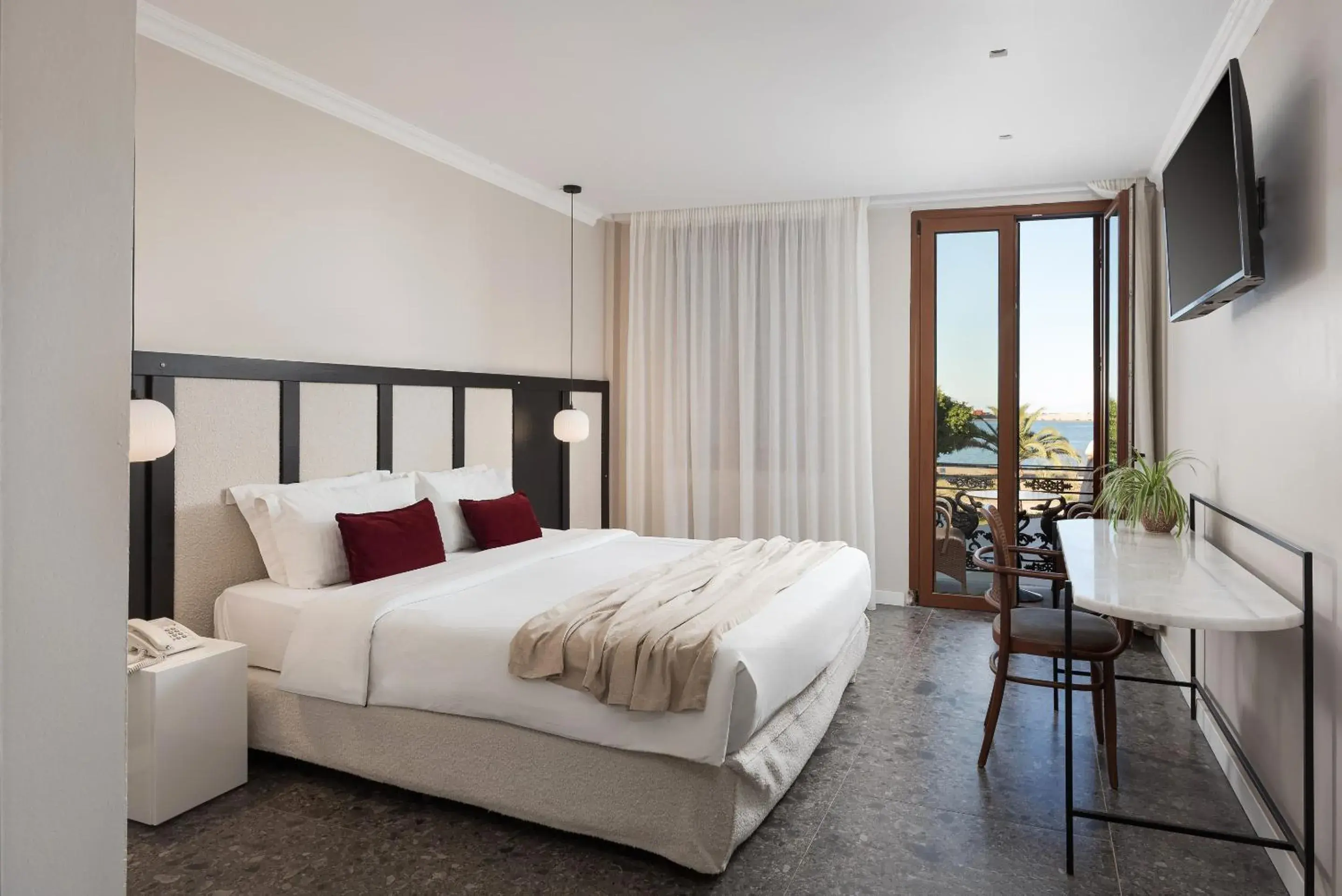 Superior Double Room in Civitas Suites Hotel Superior Double Room in Civitas Suites Hotel