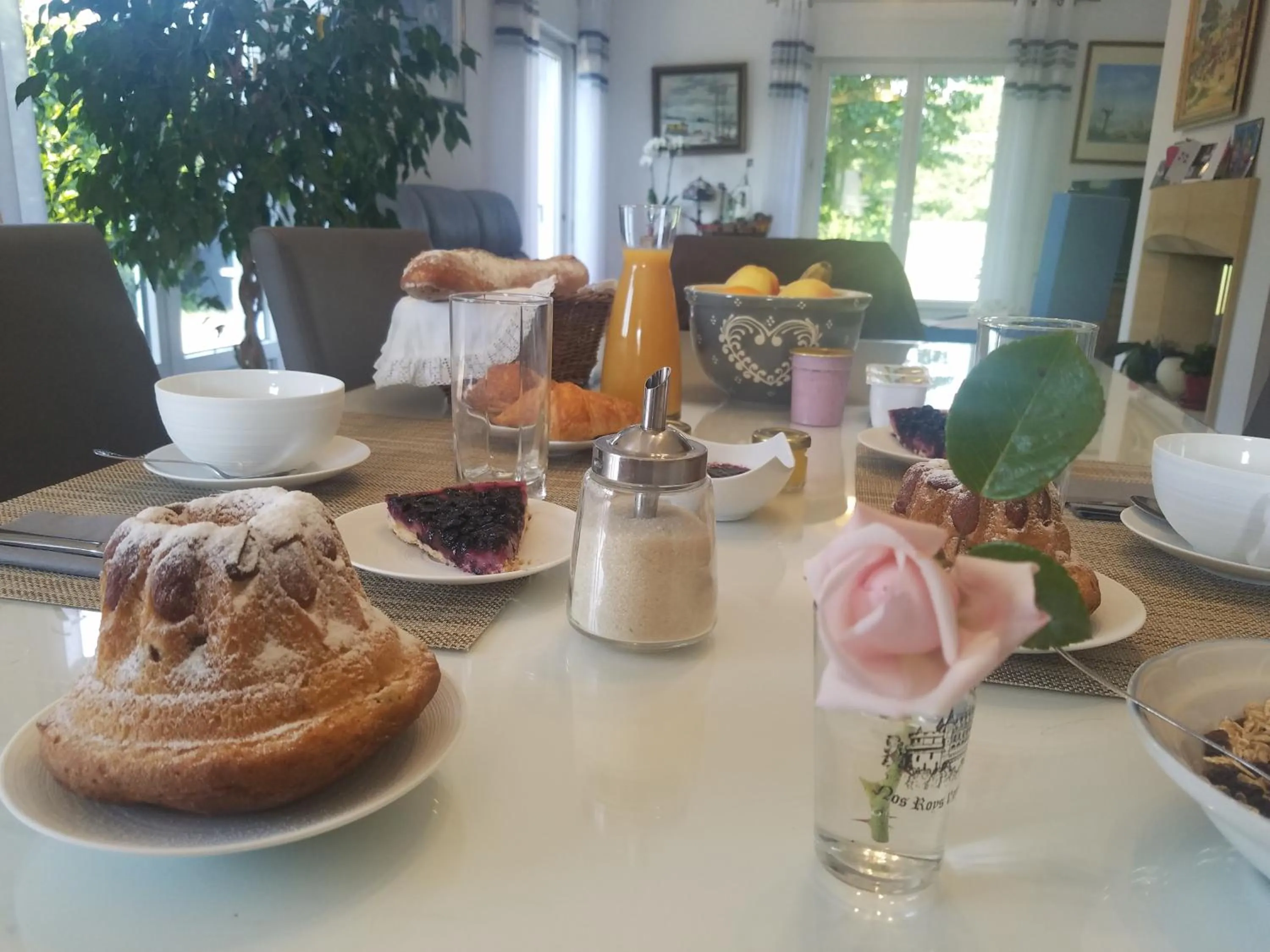 Breakfast in Les mésanges de l'Ill