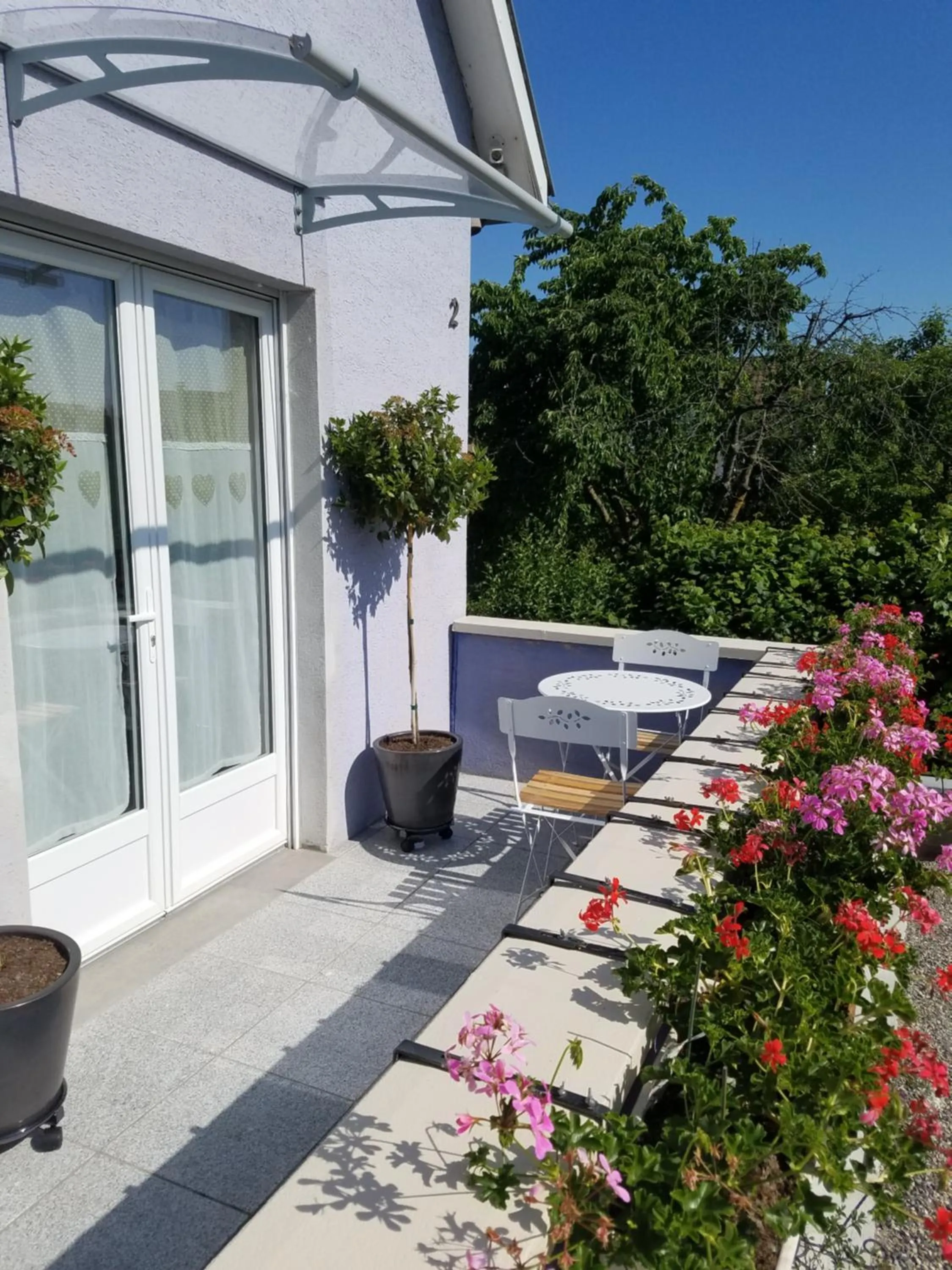 Facade/entrance in Les mésanges de l'Ill