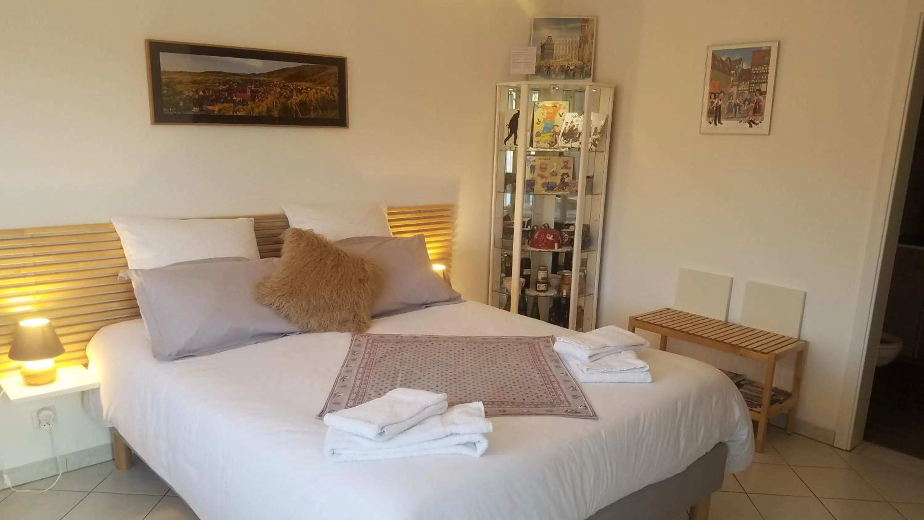 Bed in Les mésanges de l'Ill