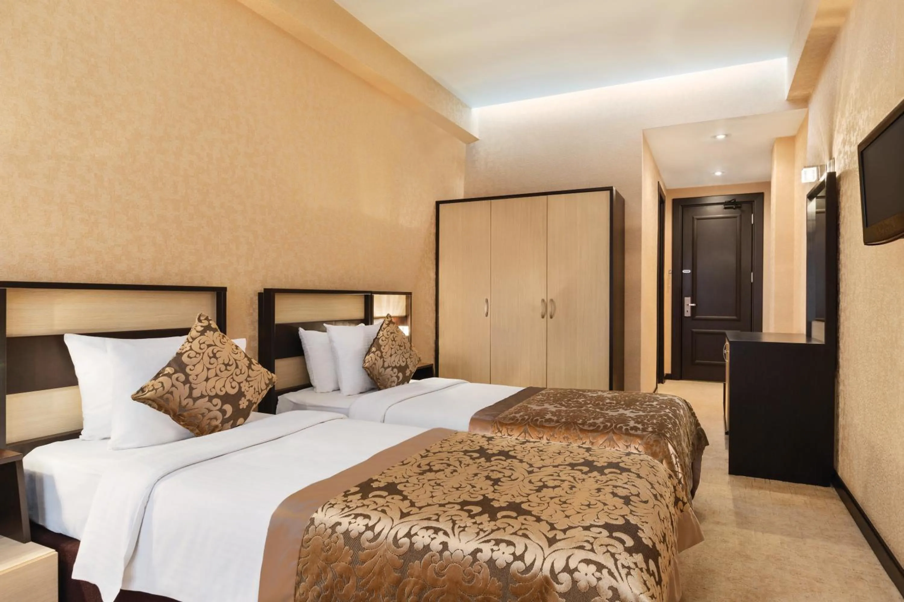 Bed in Days Hotel By Wyndham Baku