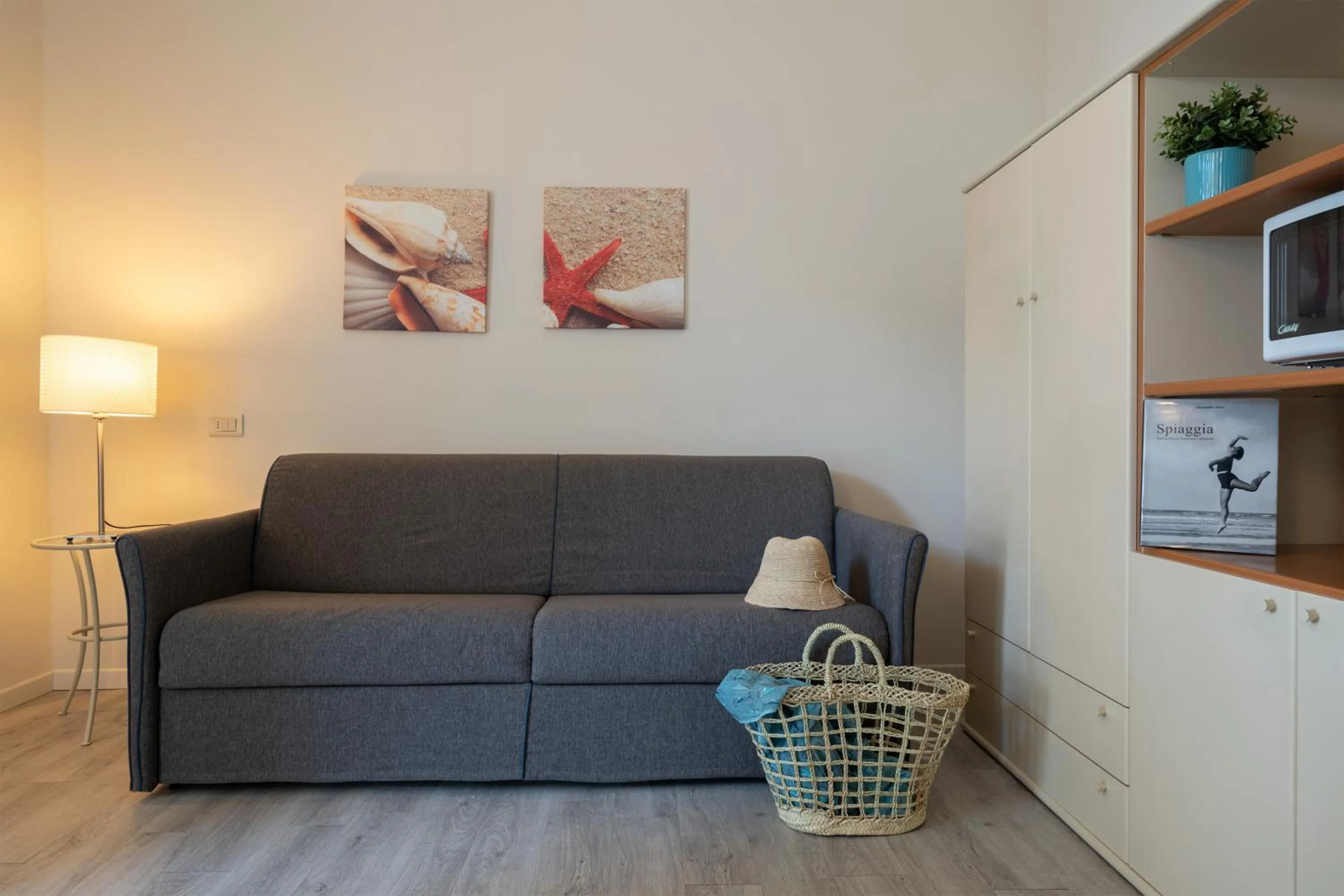 Living room in Residence Capitol