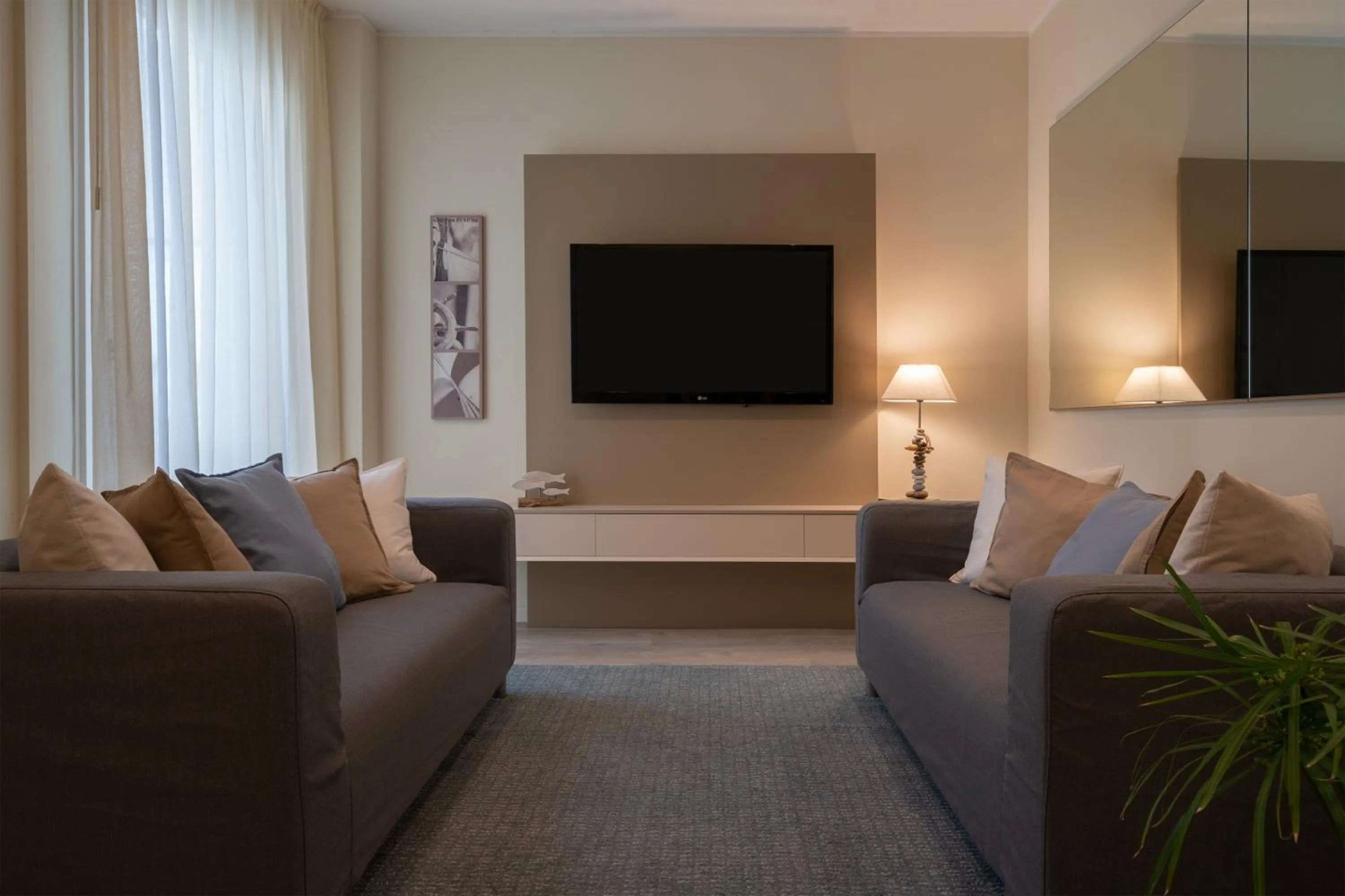 Communal lounge/ TV room in Residence Capitol