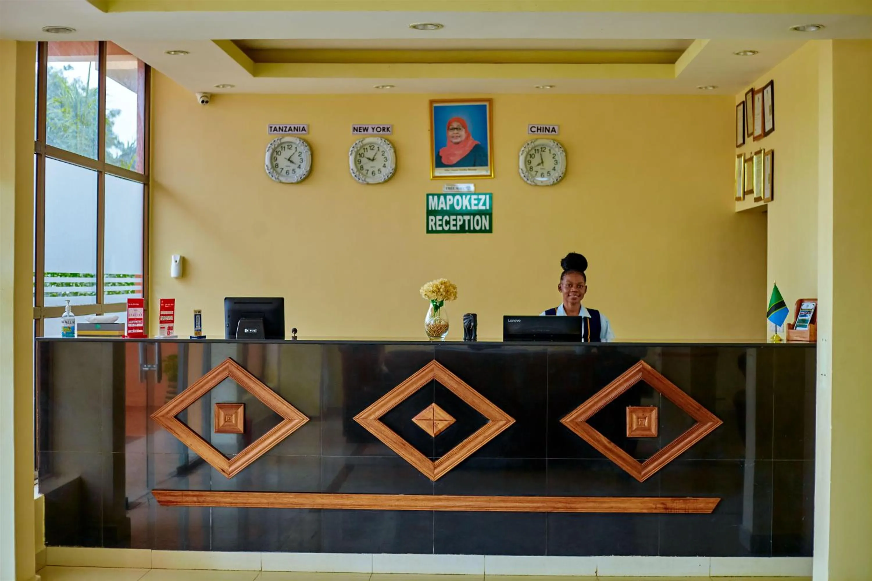 Lobby or reception in Luwa Evergreen Hotel