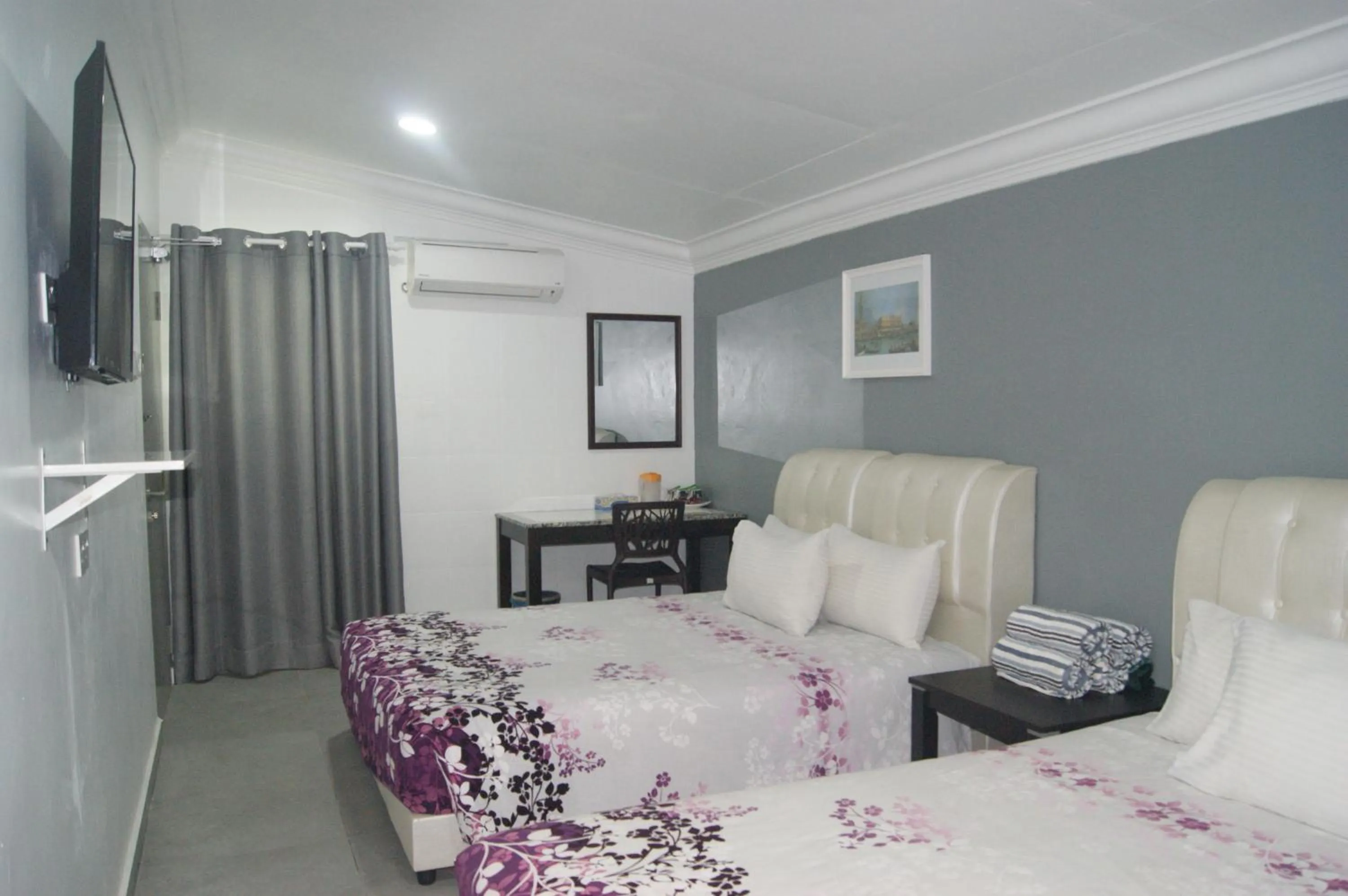 Bedroom, Bed in HOTEL SHAFURA 2