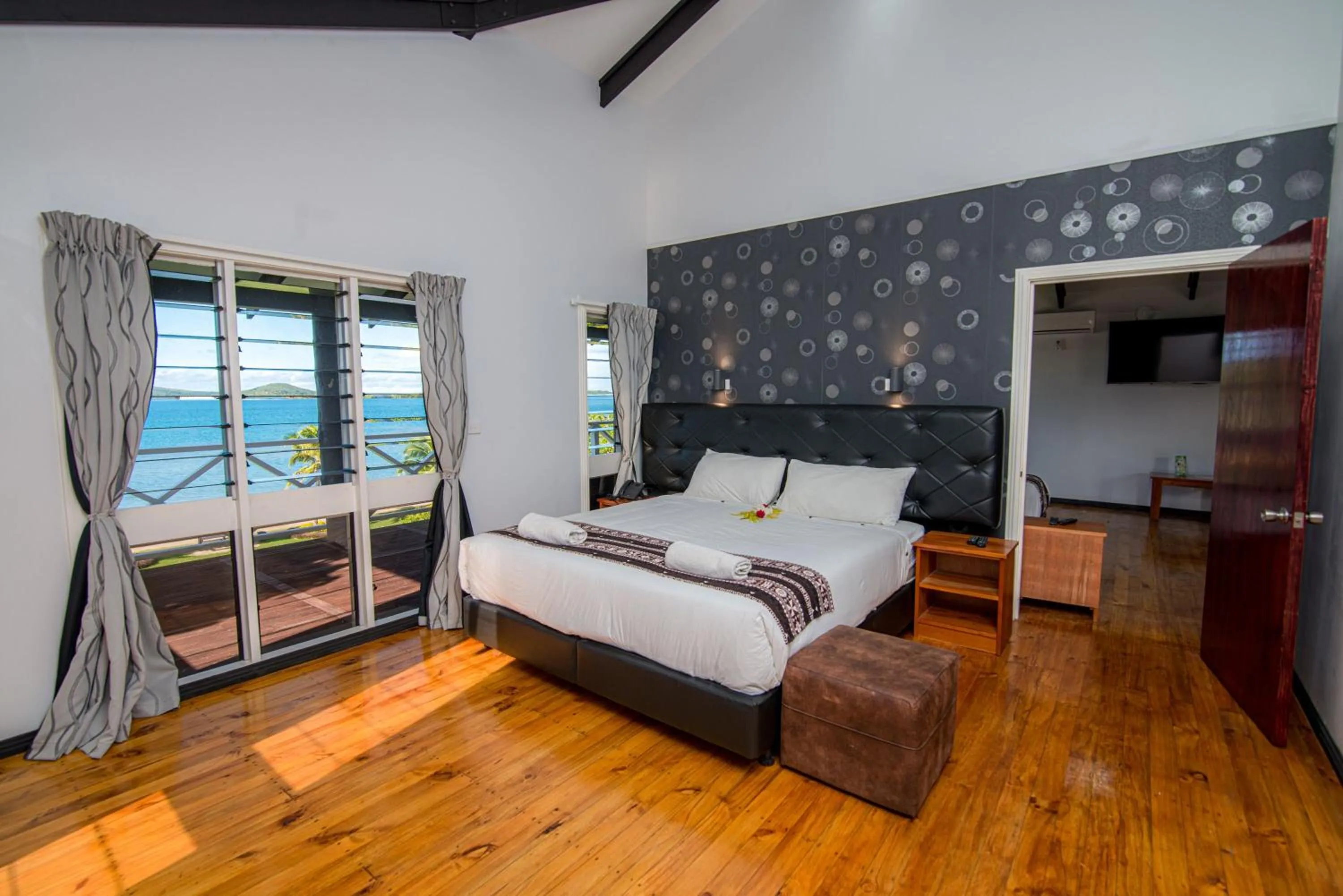 Bed in Dua Dua Beach Resort