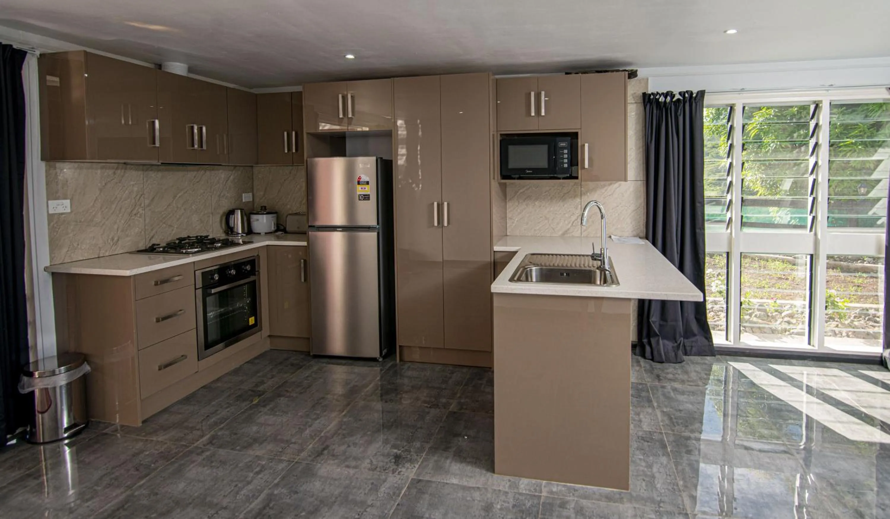 Kitchen or kitchenette in Dua Dua Beach Resort