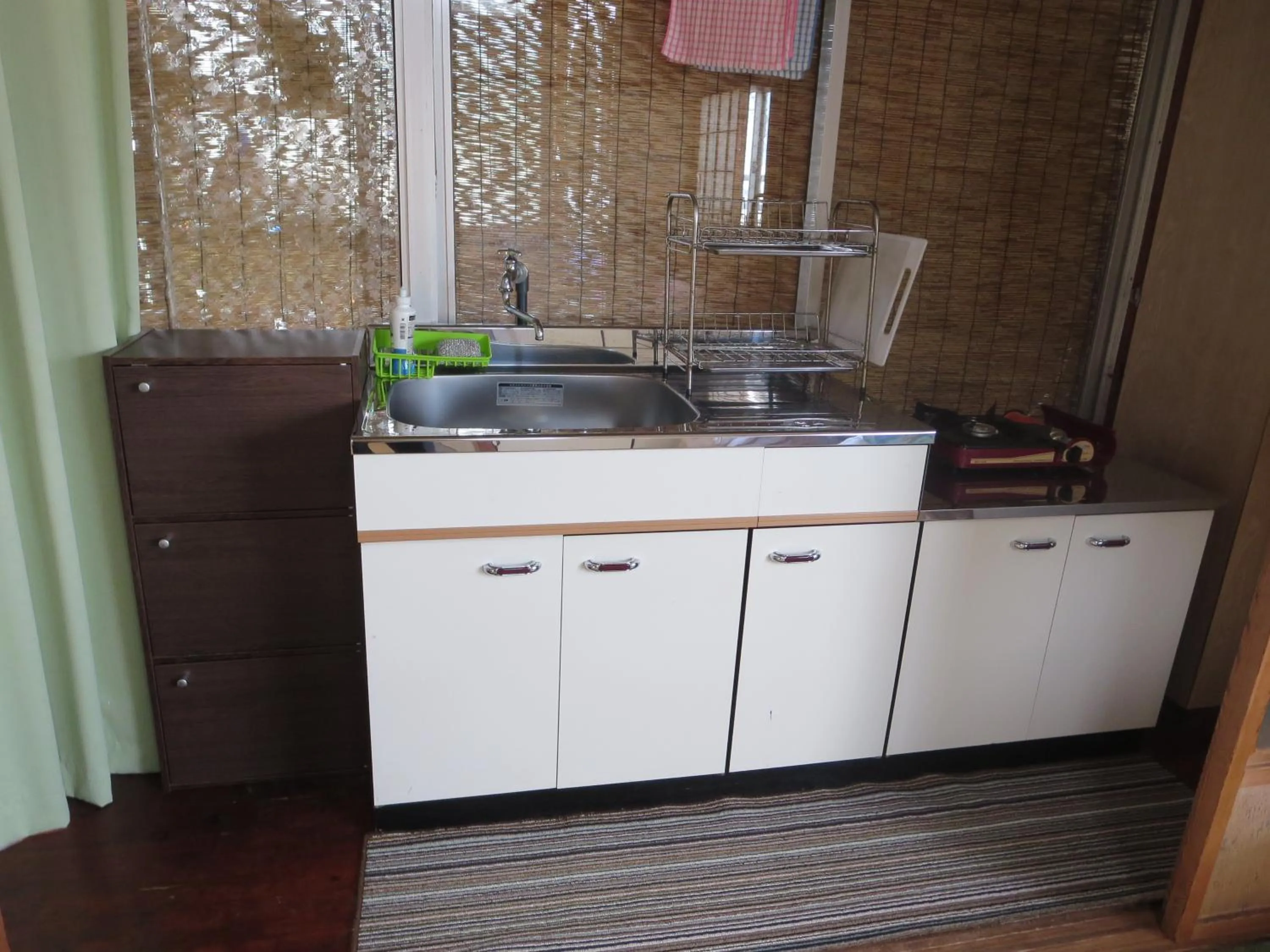 Kitchen or kitchenette in Minshuku Iwakawa