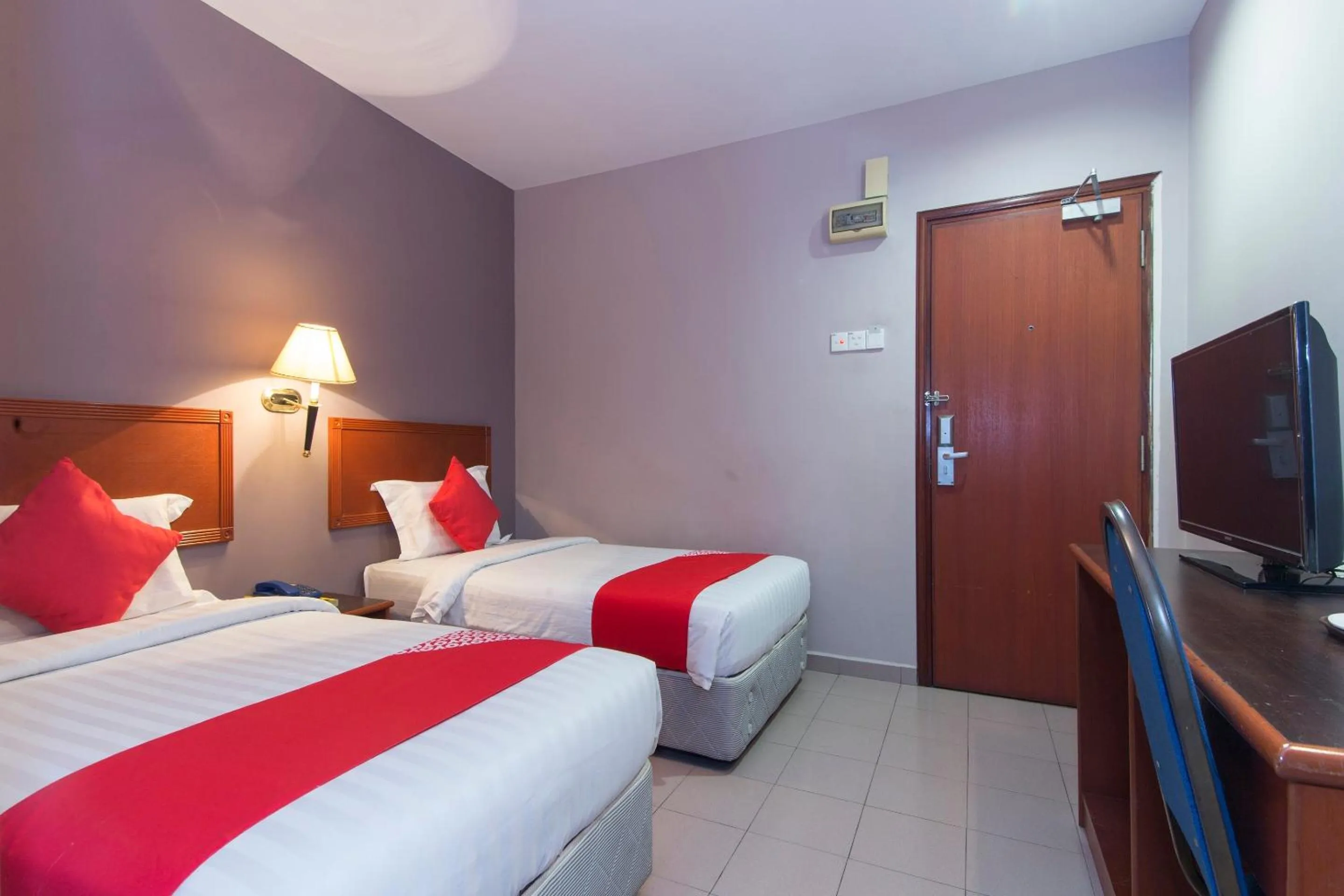 Bedroom, Bed in Super OYO 484 Comfort Hotel Kapar