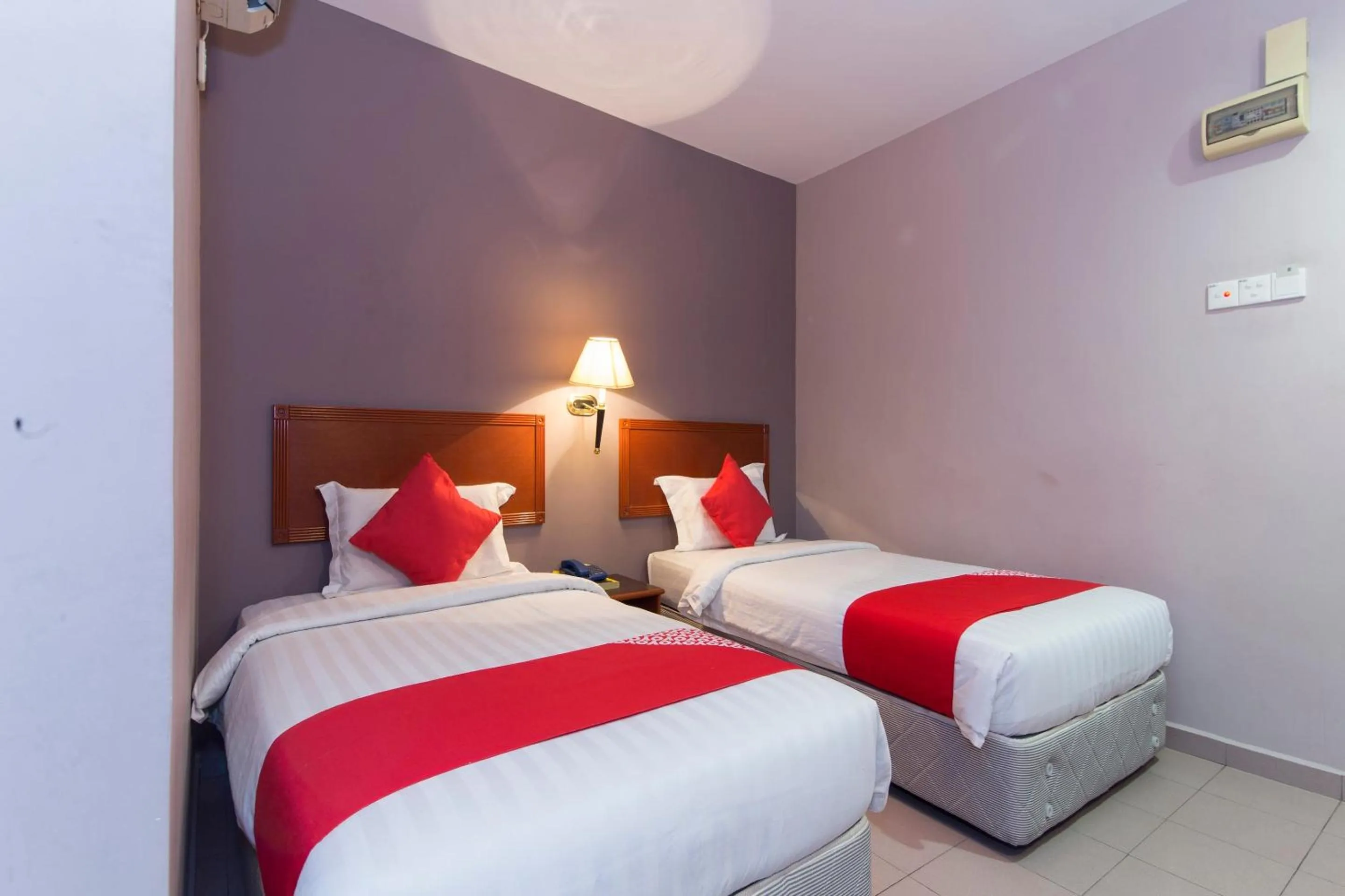 Bedroom, Bed in Super OYO 484 Comfort Hotel Kapar