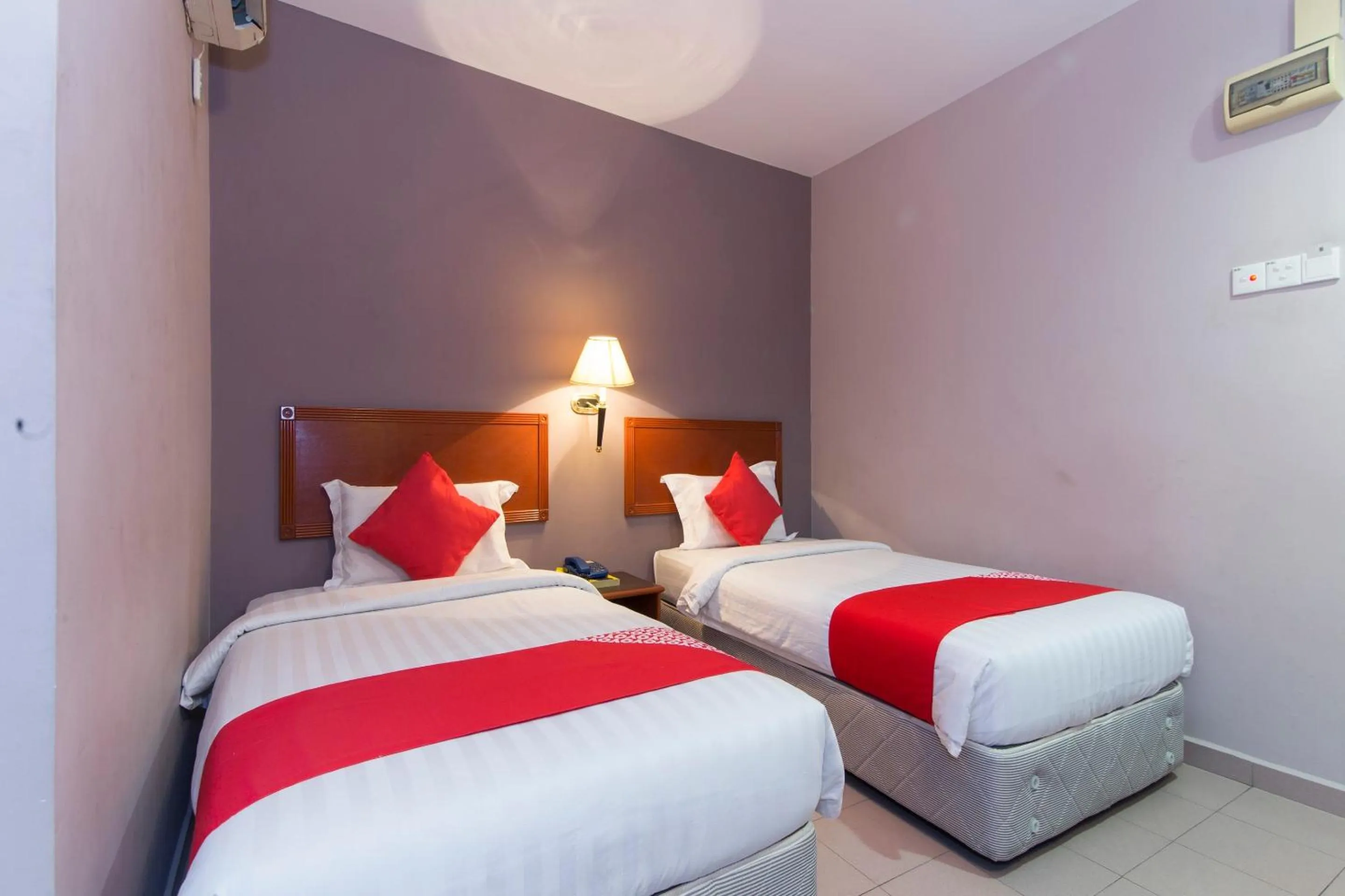 Bedroom, Bed in Super OYO 484 Comfort Hotel Kapar