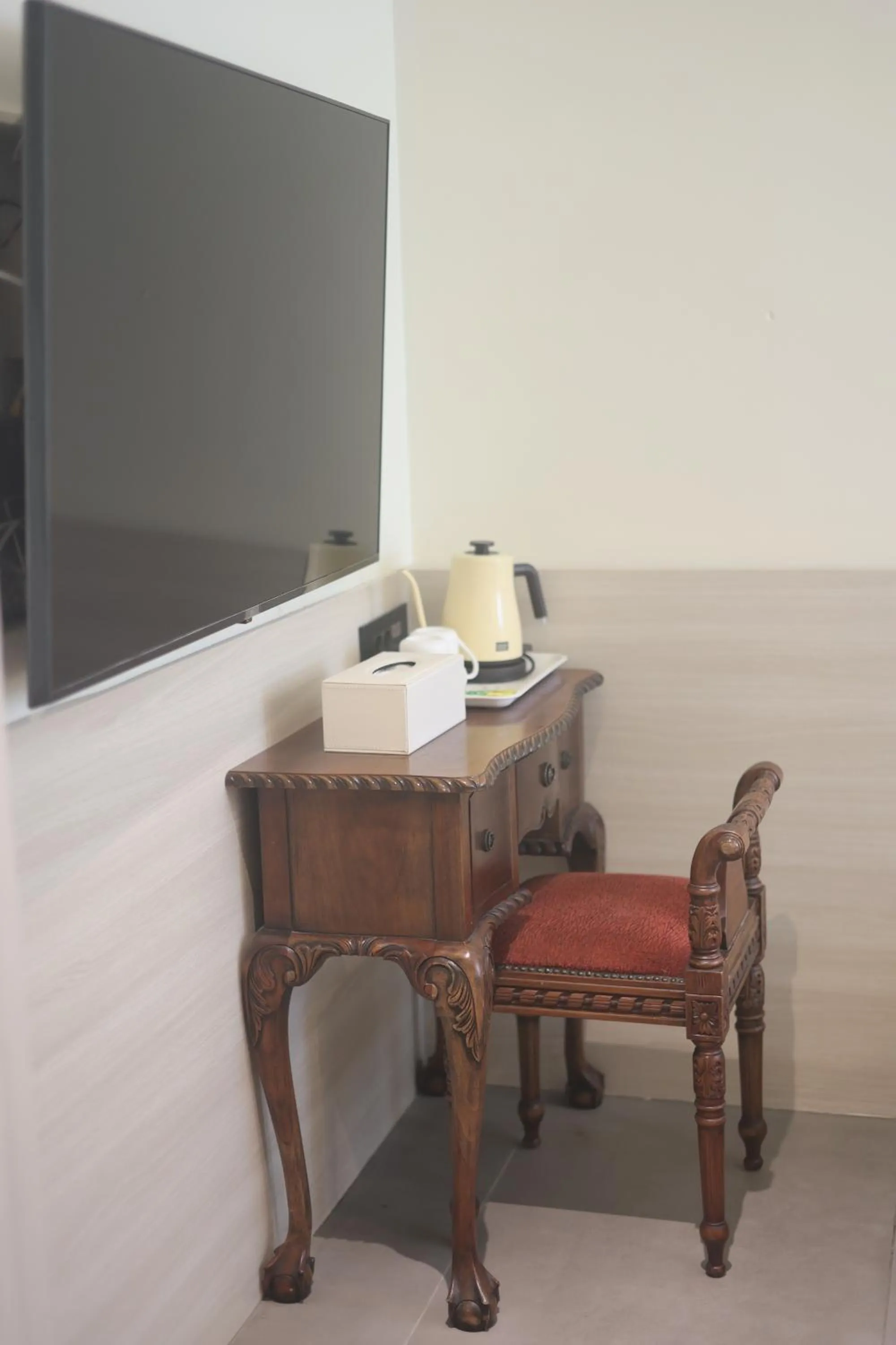 Property building in Hotel Lemong