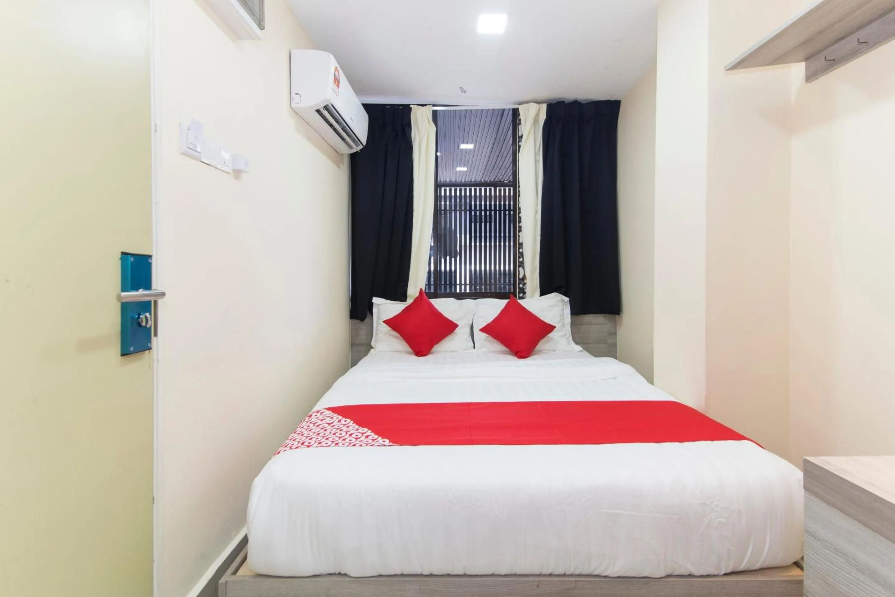 Bedroom, Bed in Hotel O Kl Centre Point