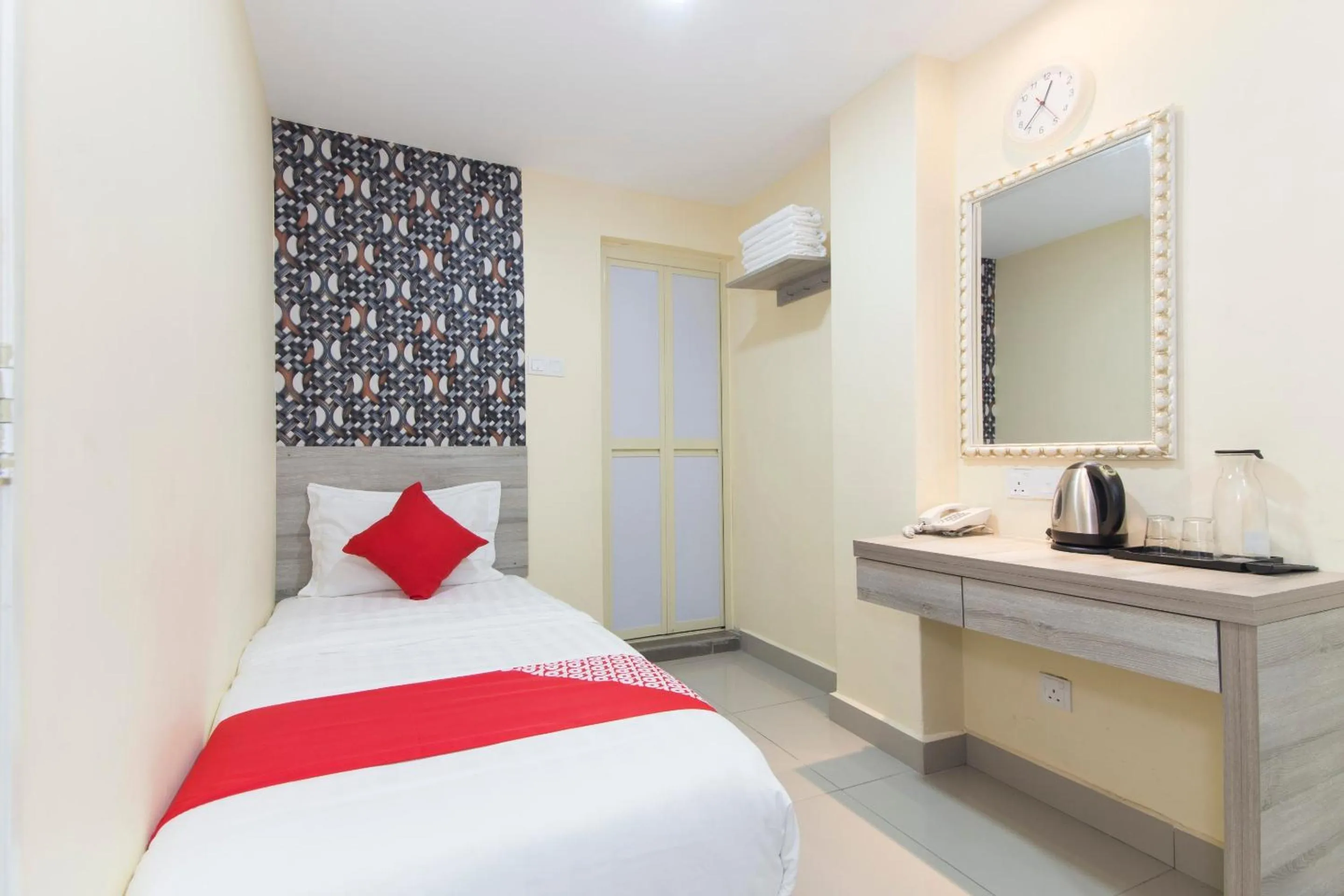 Bedroom, Bed in Hotel O Kl Centre Point