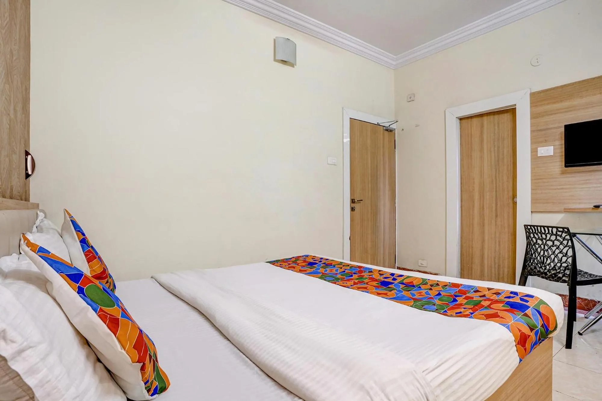 Communal lounge/ TV room, Bed in Via Heritage Palace