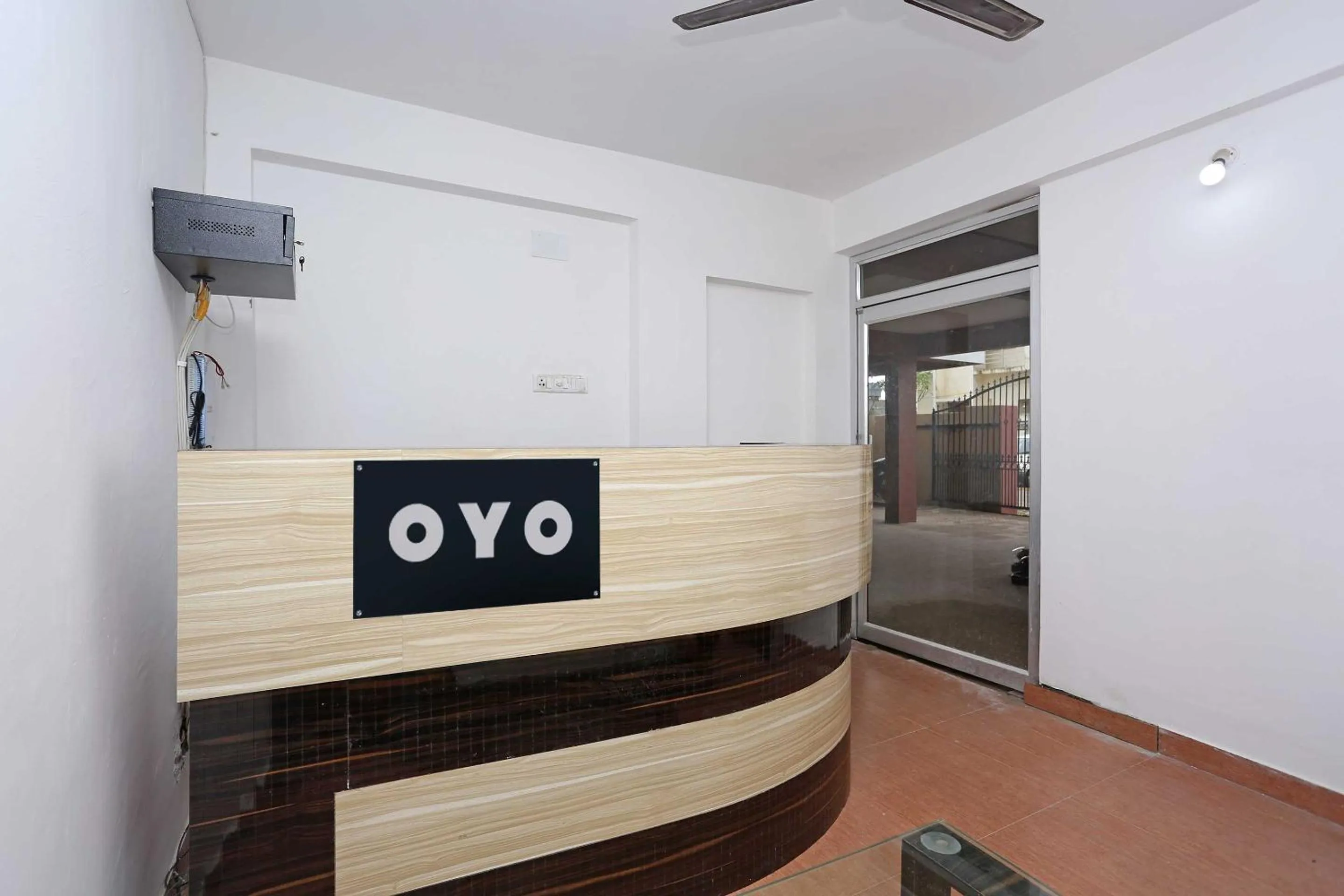 Lobby or reception in Super OYO 17276 The Maple Tree Hotels