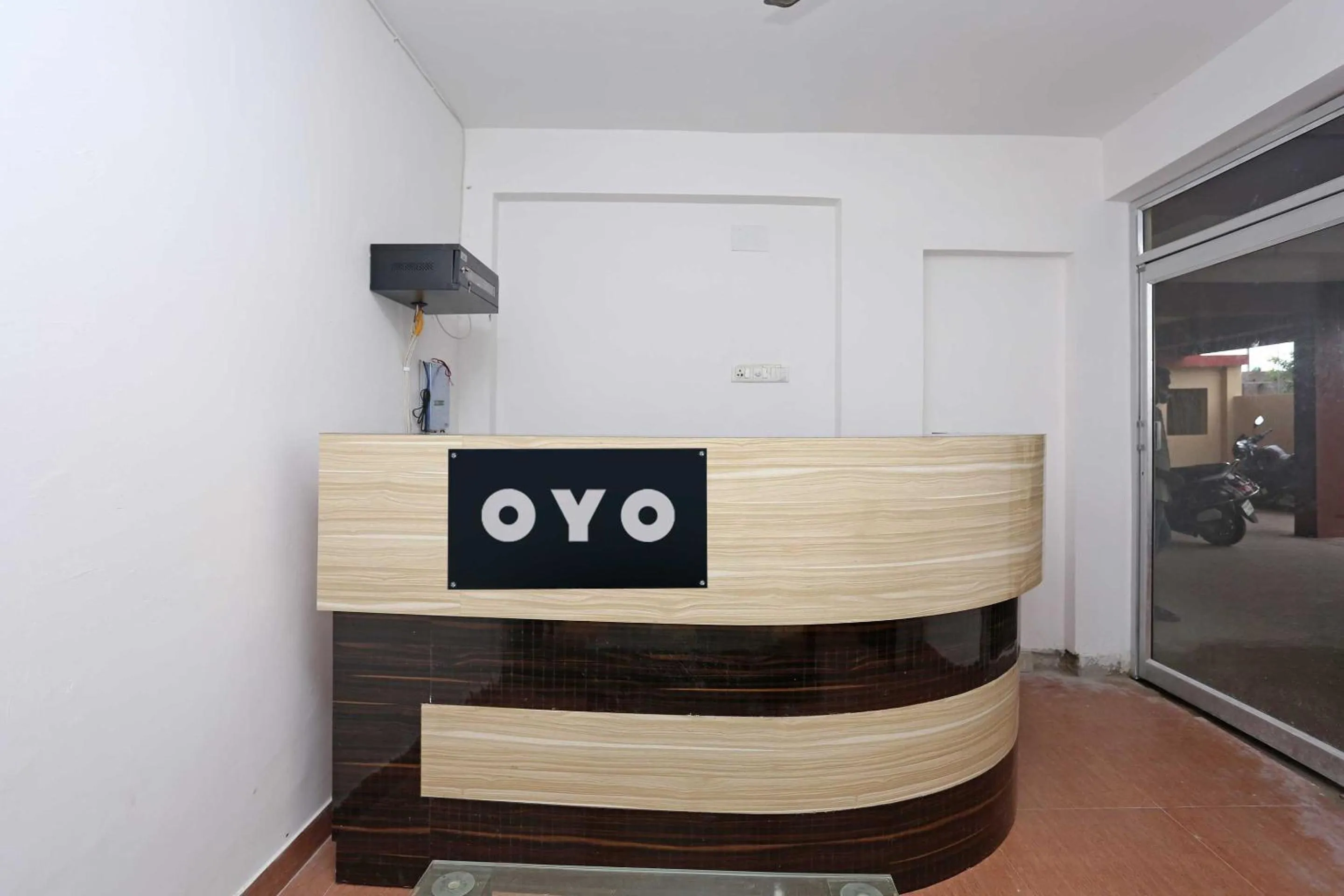 Lobby or reception in Super OYO 17276 The Maple Tree Hotels