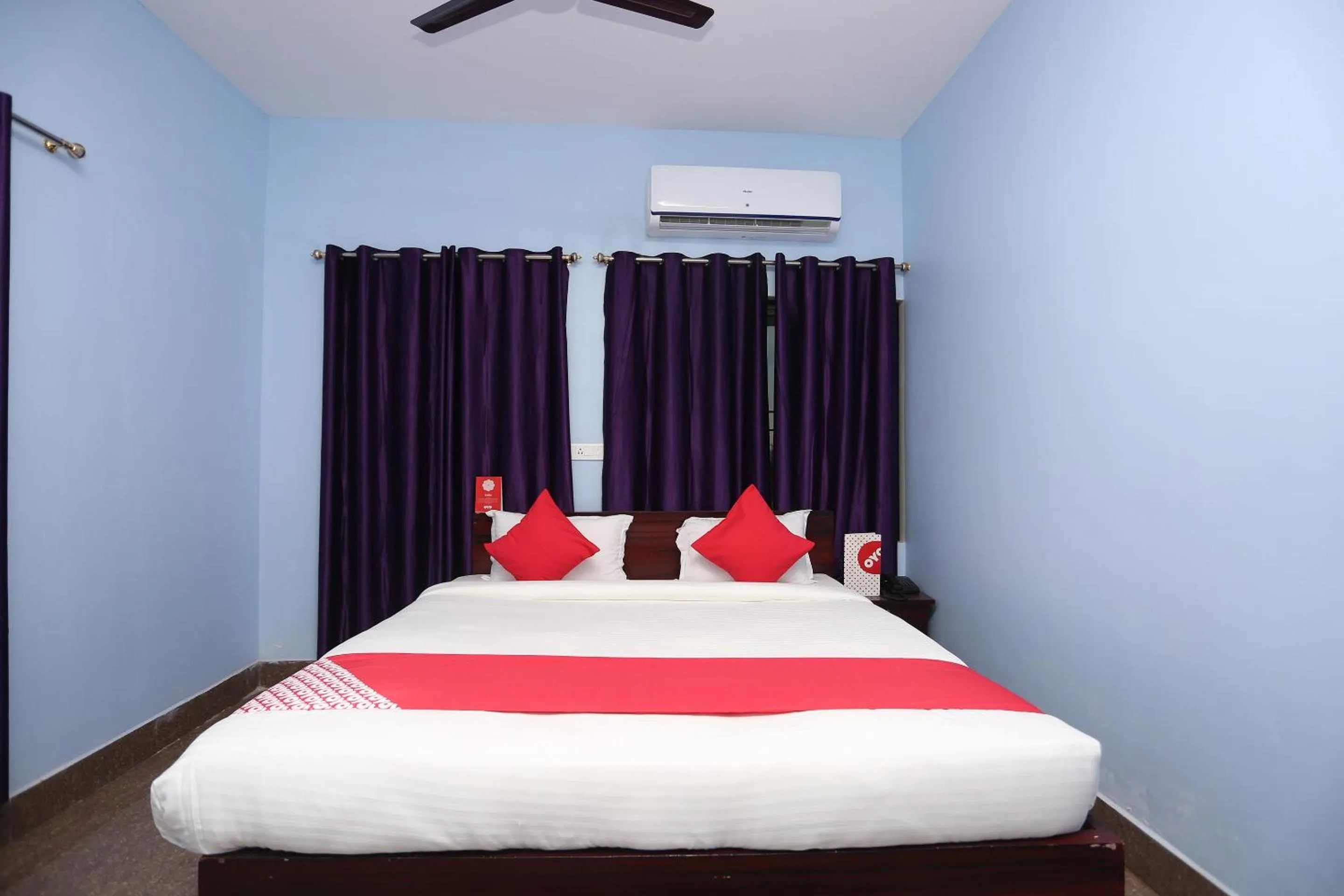 Bedroom, Bed in Hotel O Moonlight