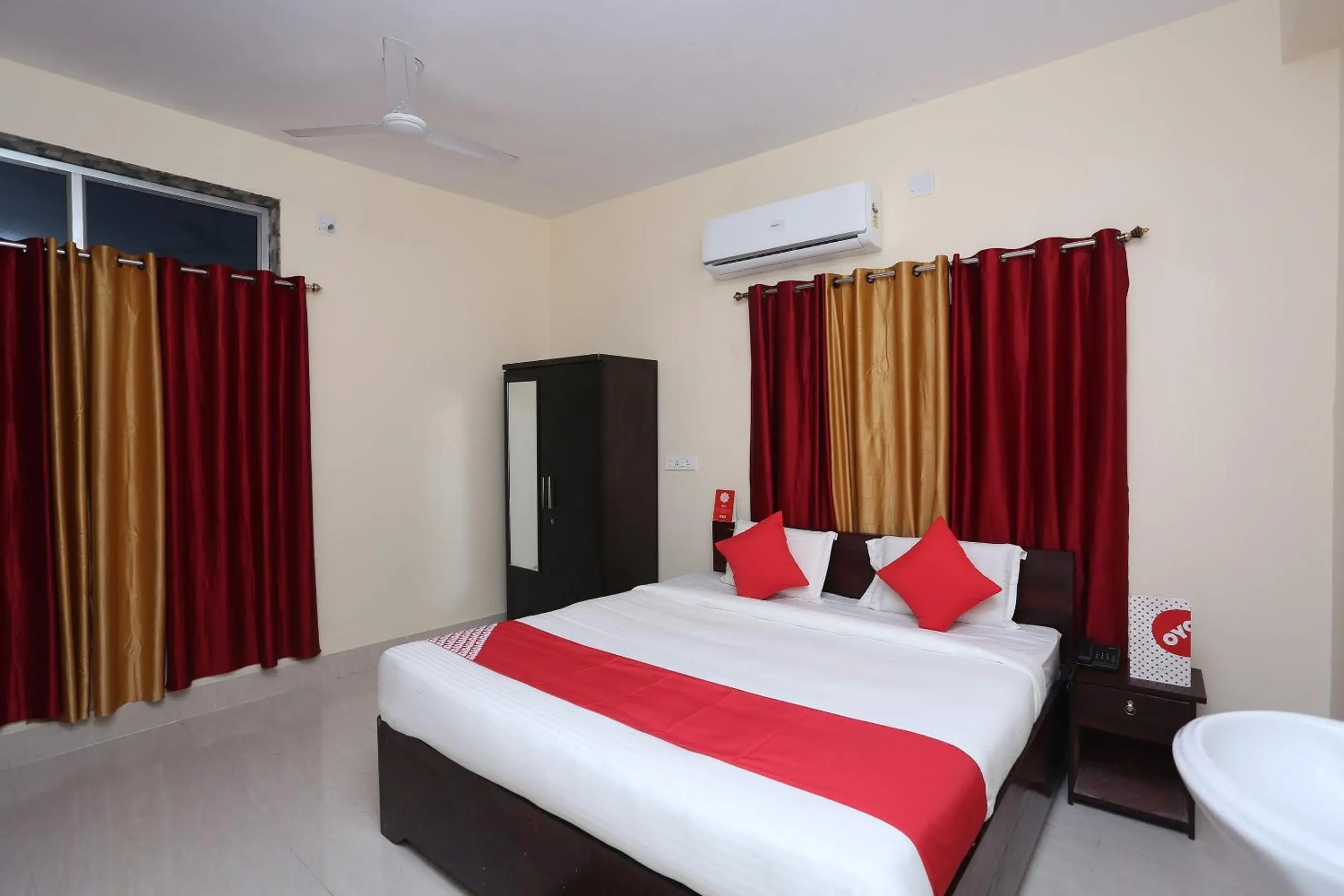 Classic Triple Room - single occupancy in Hotel O Moonlight Classic Triple Room - single occupancy in Hotel O Moonlight