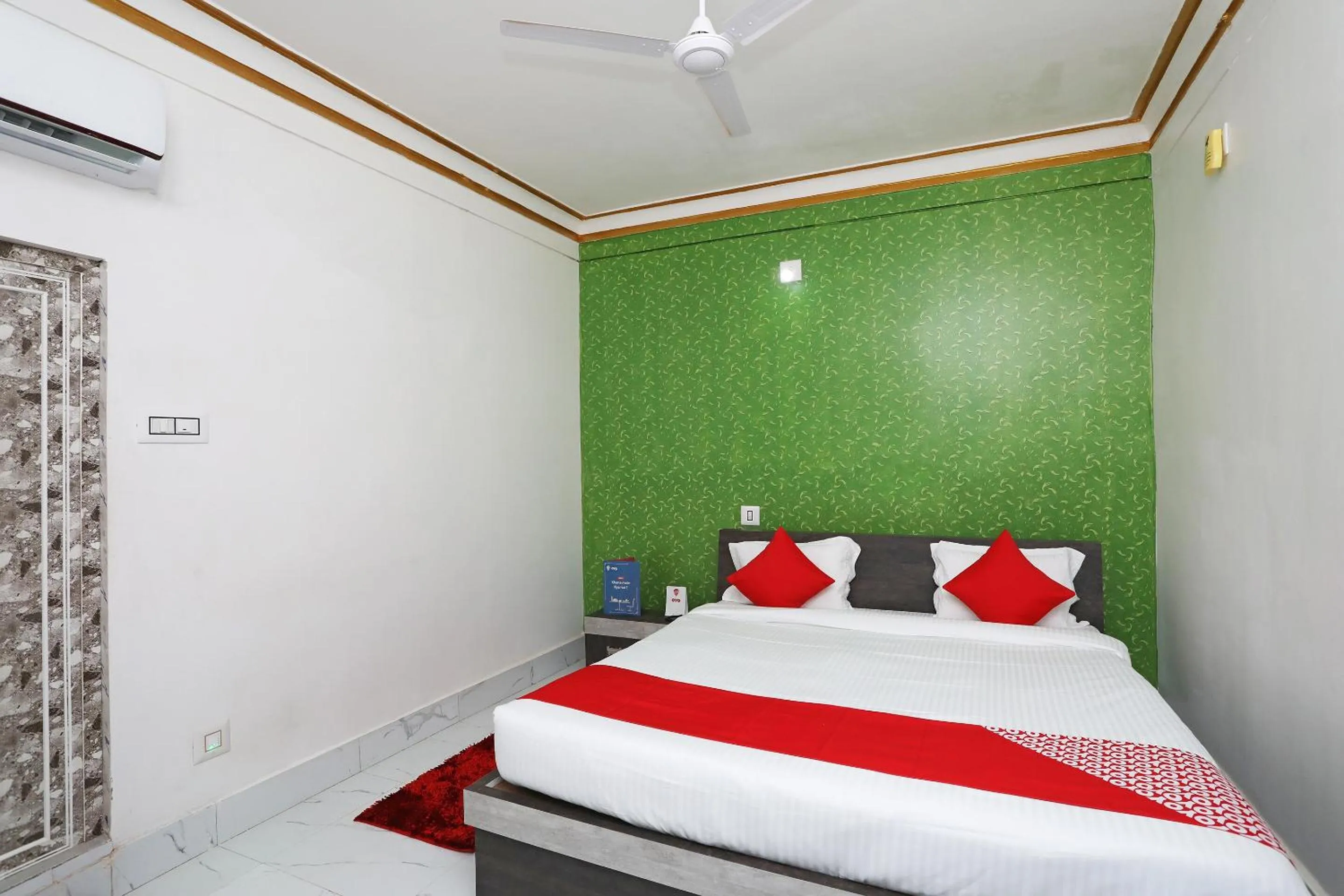 Bedroom, Bed in Hotel O Aradhya Residency