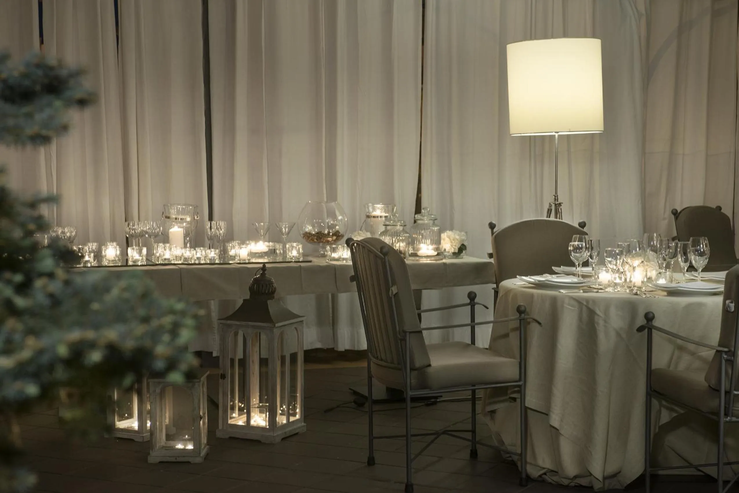 Facade/entrance in Ambasciatori Place Hotel