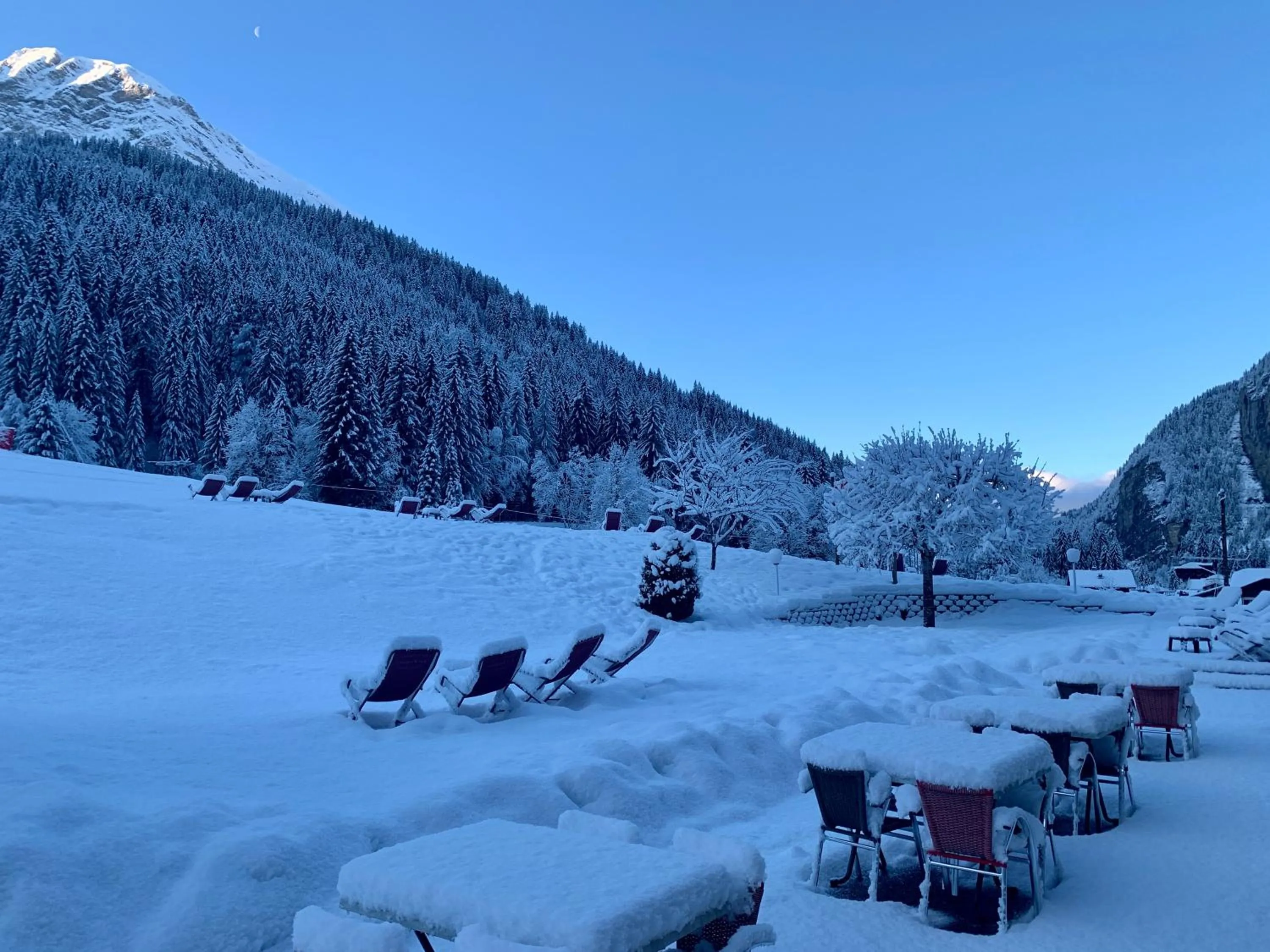 Winter in Hameau des Prodains - Hôtel