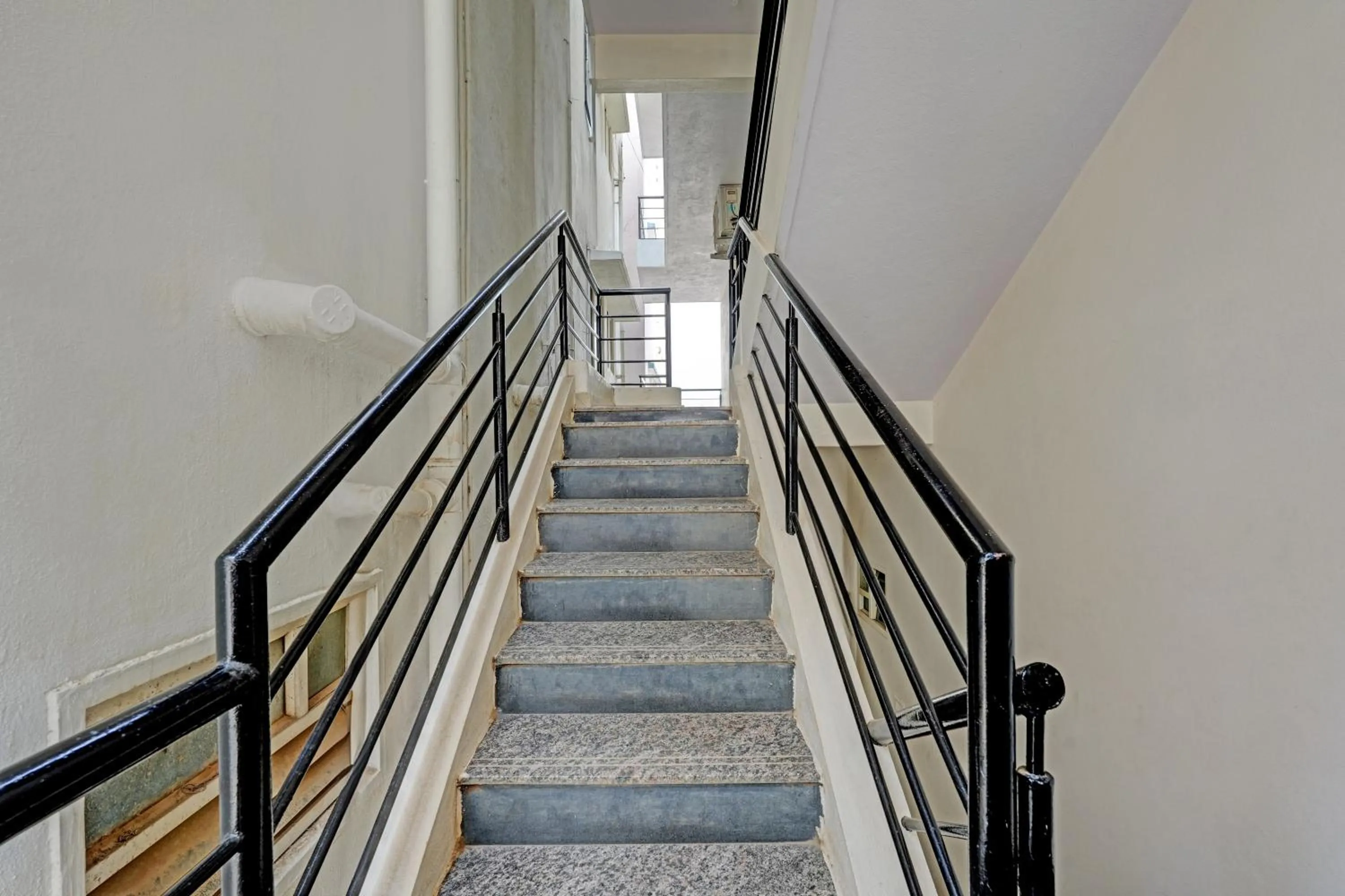 Facade/entrance in Hotel O New Shelton Suites