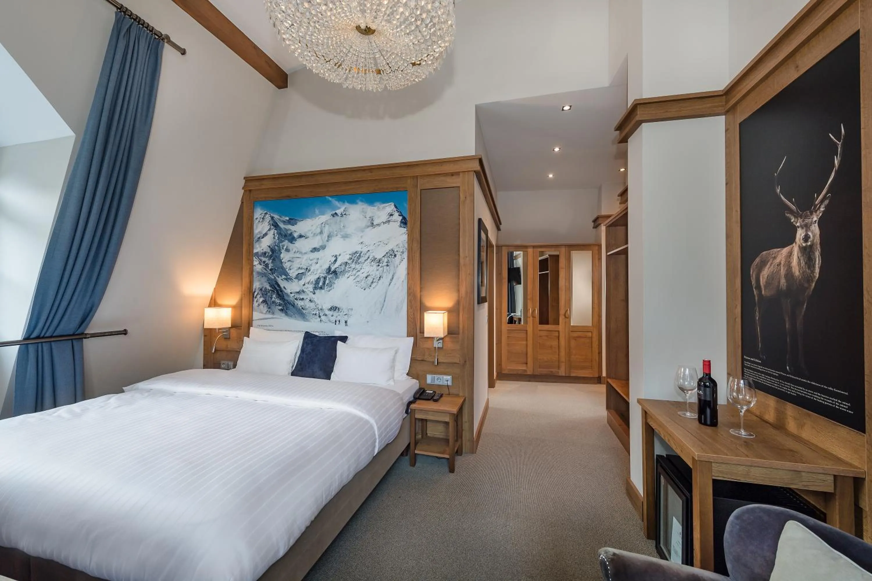 Living room, Bed in Hotel Eden Rock