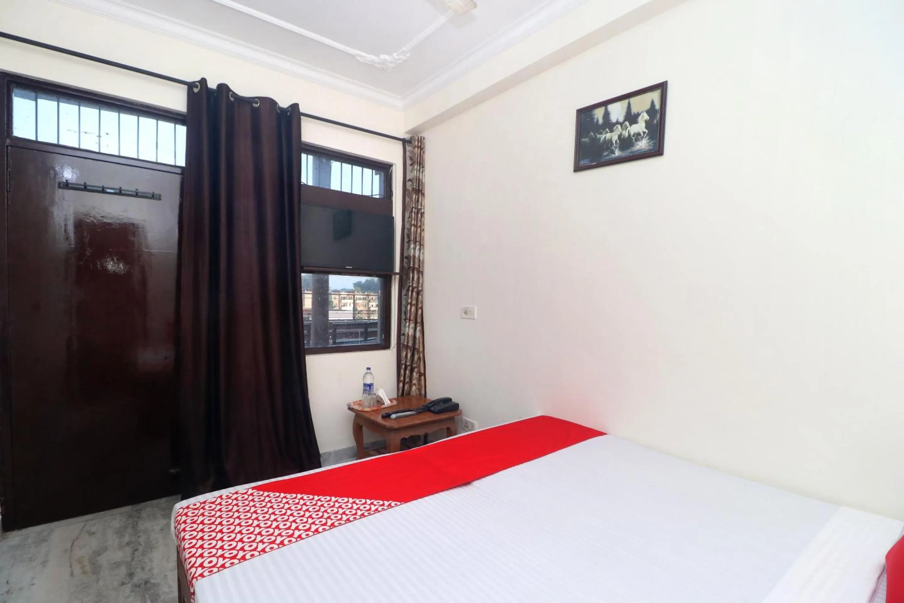 Bedroom in Hotel O Simran