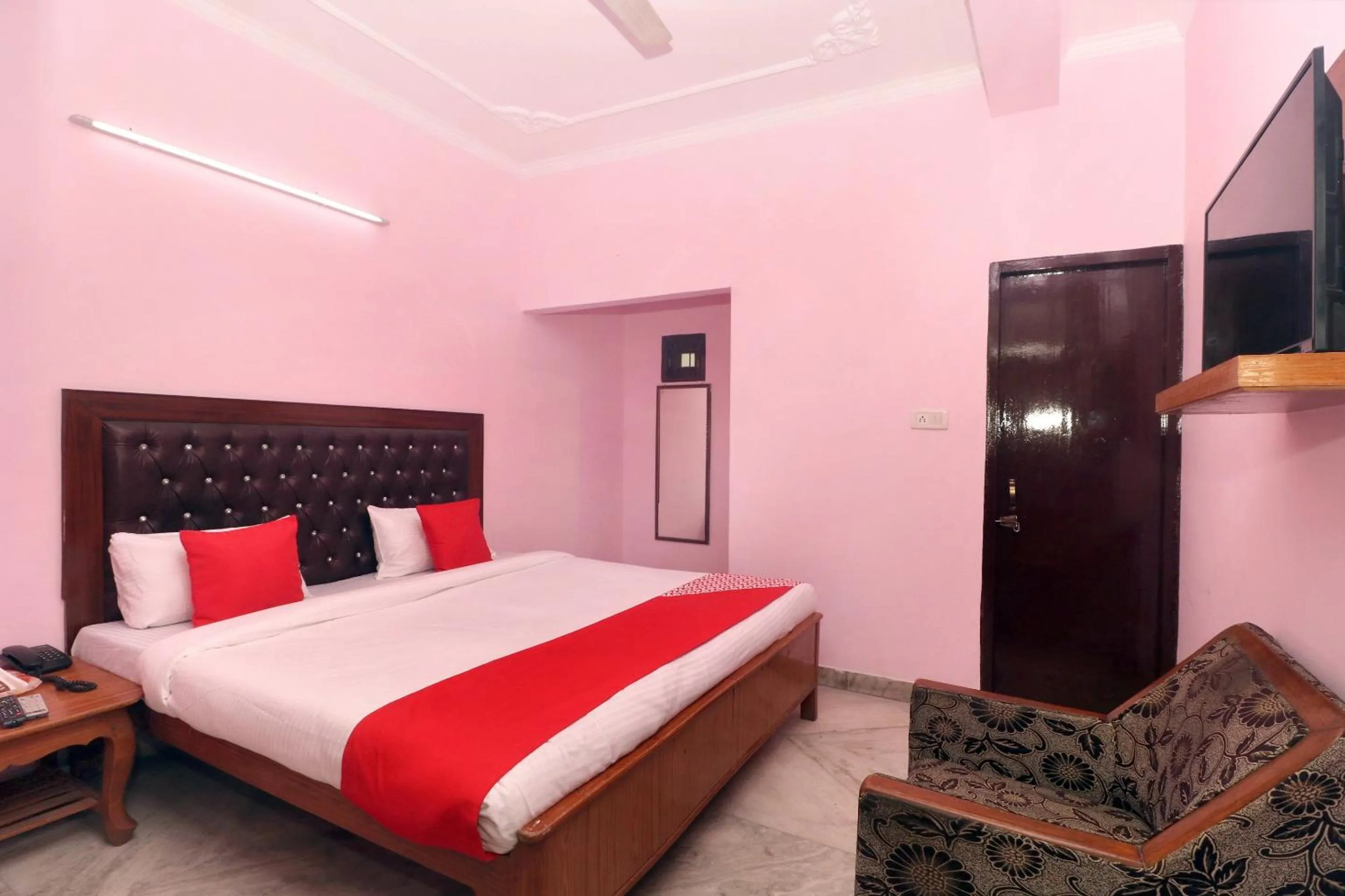 Bedroom in Hotel O Simran