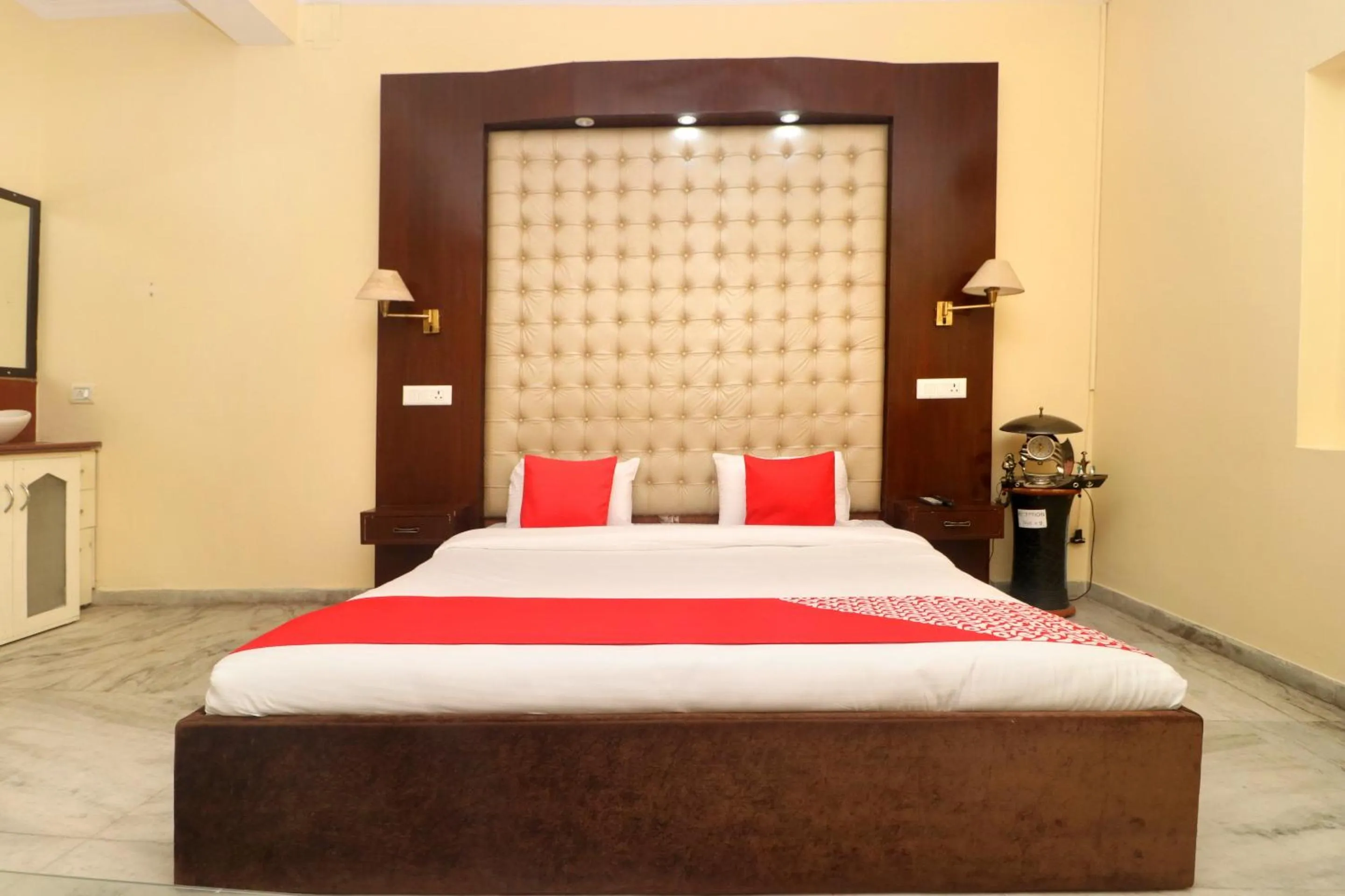 Bedroom in Hotel O Simran