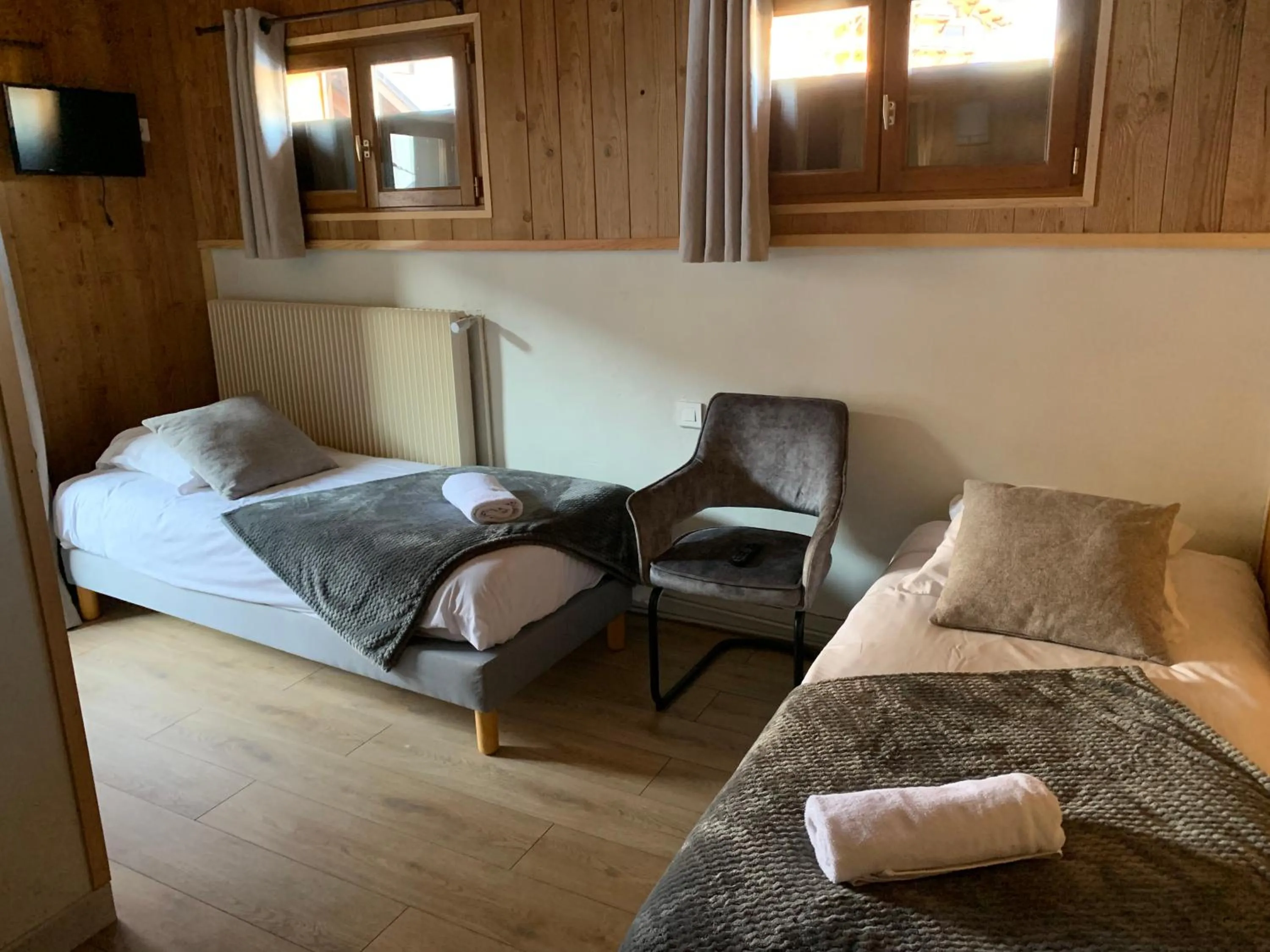 Bed in Hotel Le Concorde